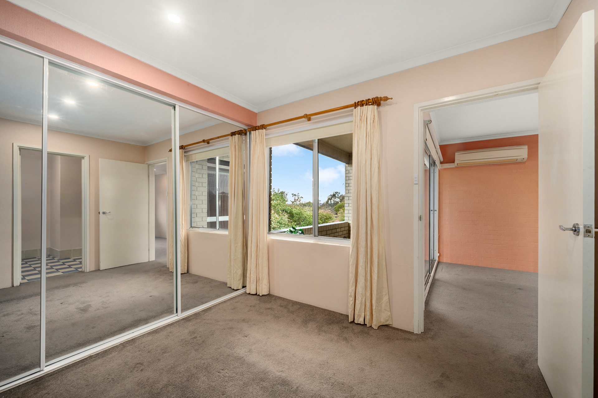5/58 Bennelong Crescent — photo 9 of 12