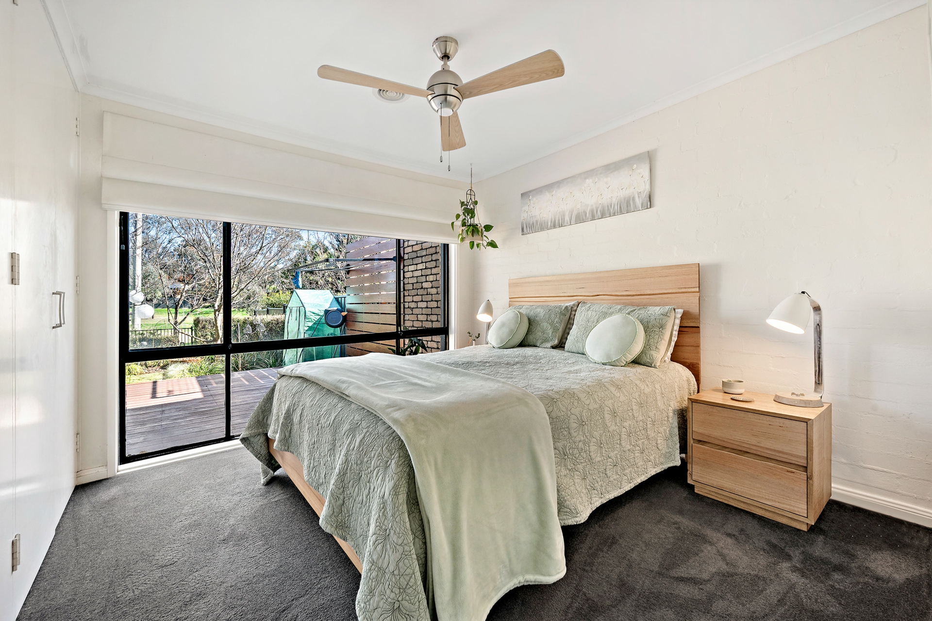 10 Lyttleton Crescent — photo 8 of 15