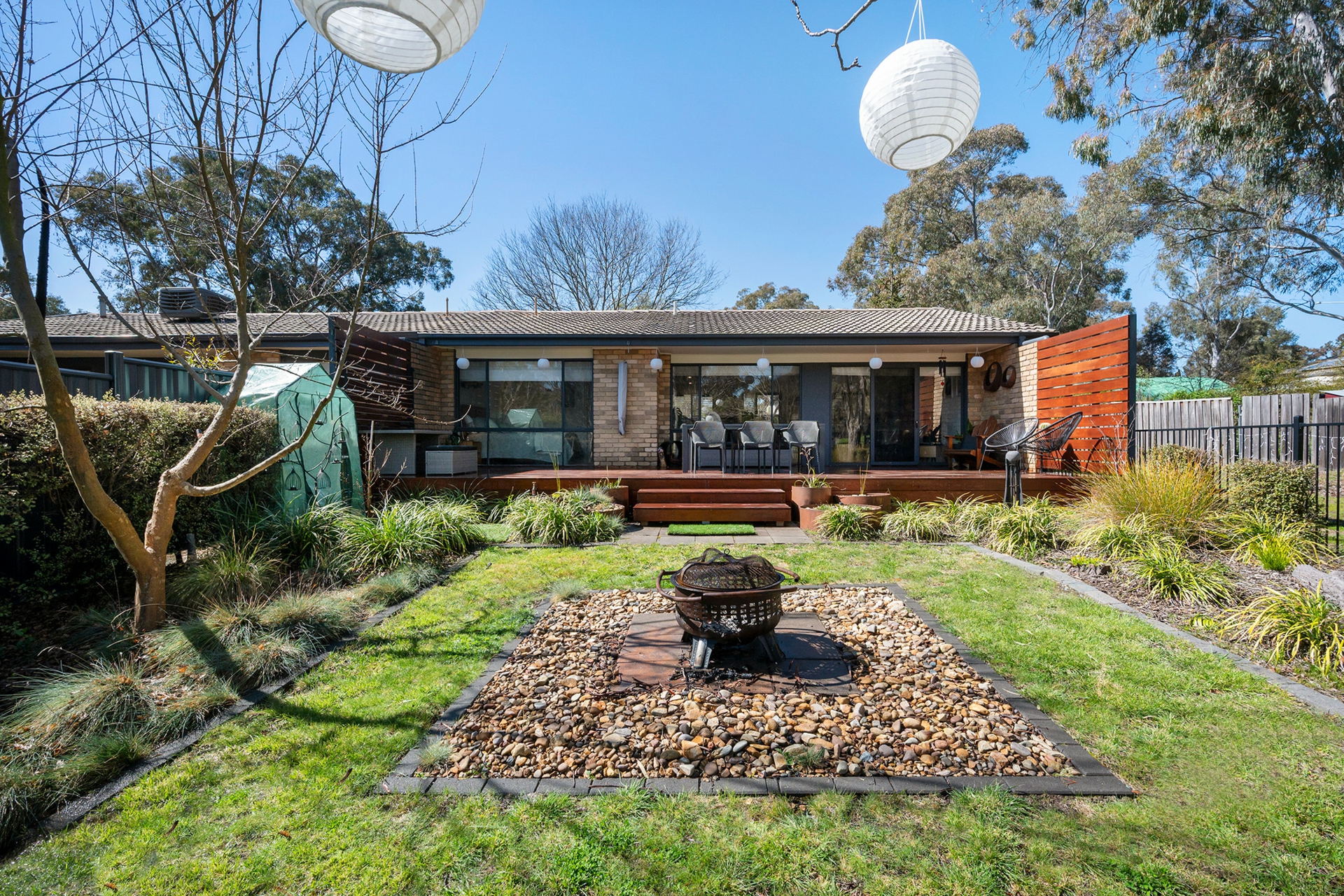 10 Lyttleton Crescent — photo 11 of 15