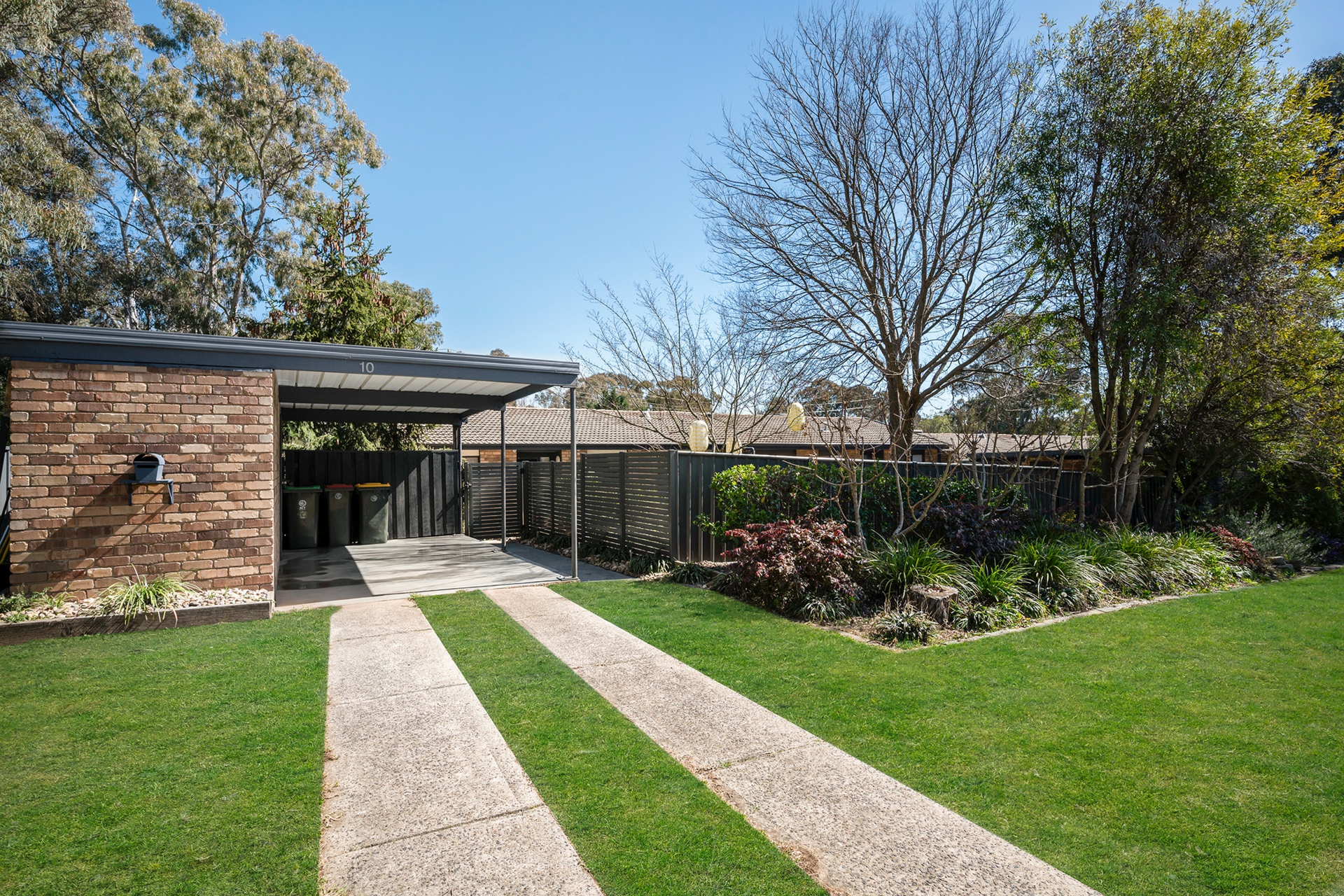 10 Lyttleton Crescent — photo 15 of 15