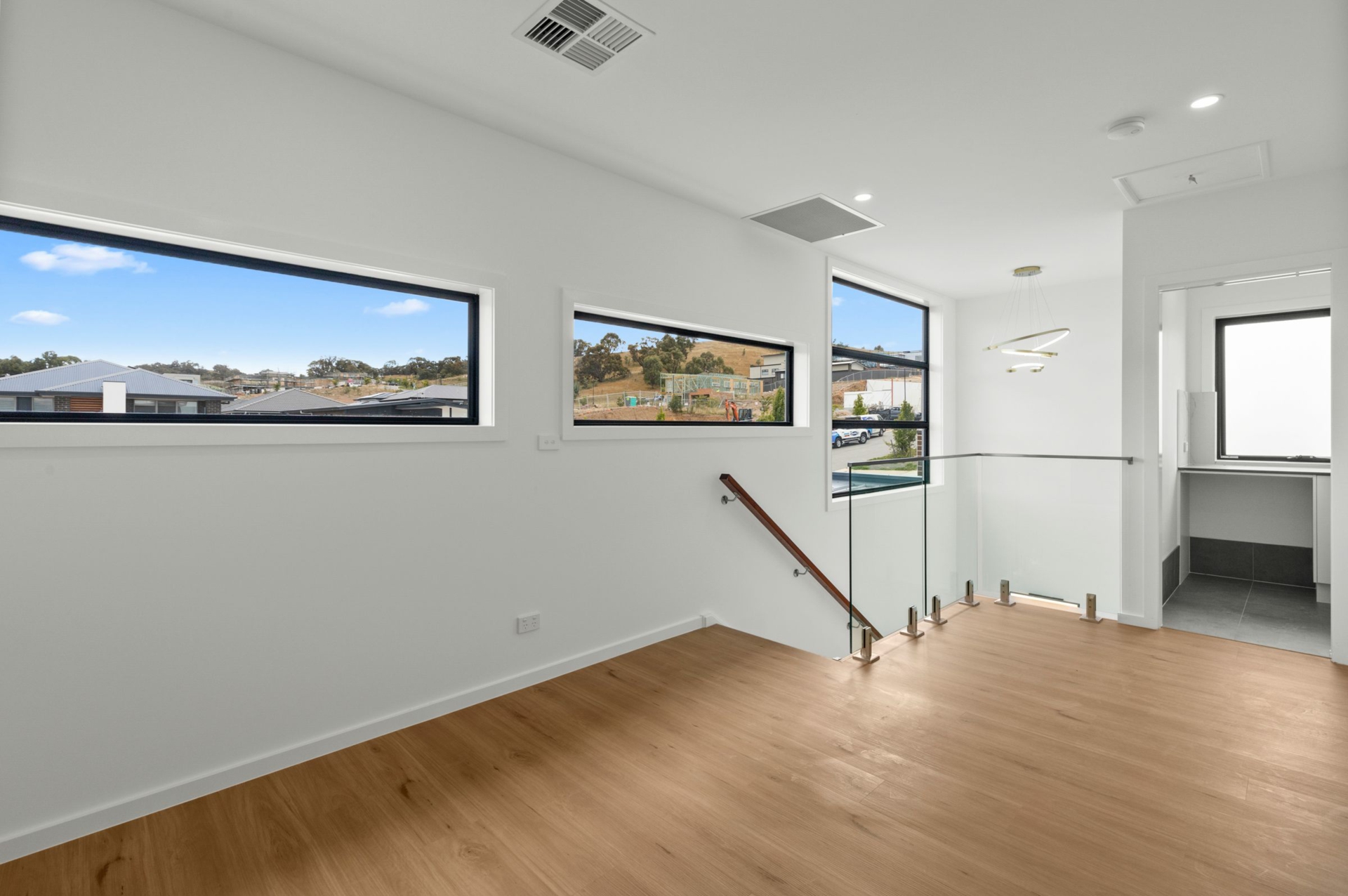 6A Torzillo Street — photo 2 of 8