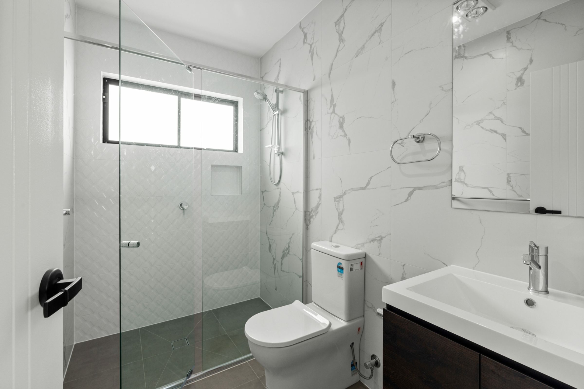 6A Torzillo Street — photo 7 of 8