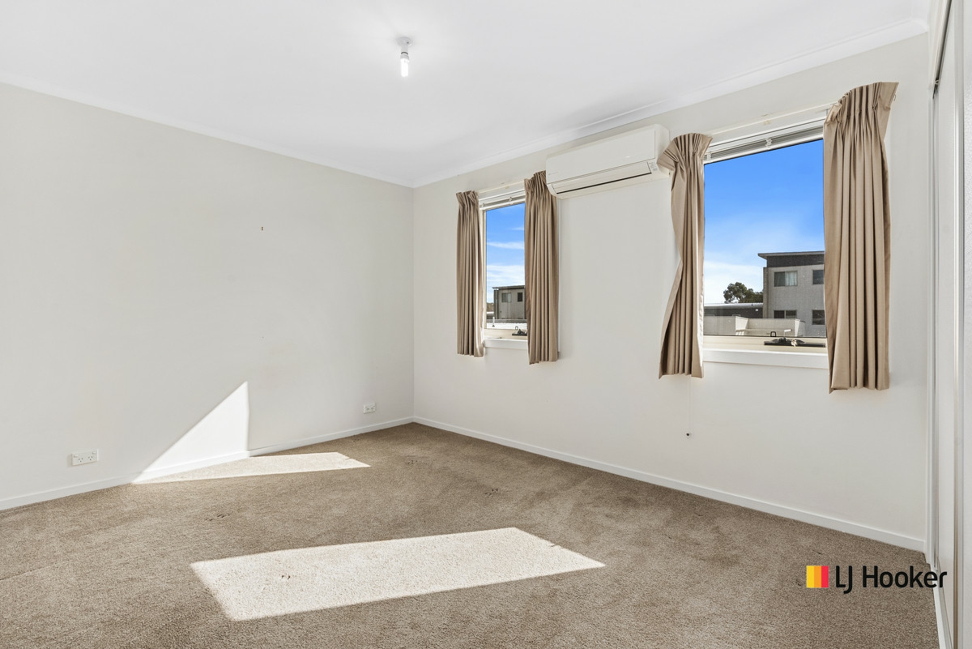 70/40 Kings Canyon Street — photo 10 of 15