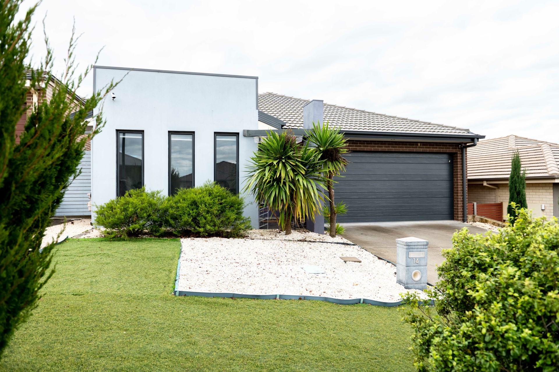 14 Edna Thompson Crescent — photo 4 of 22