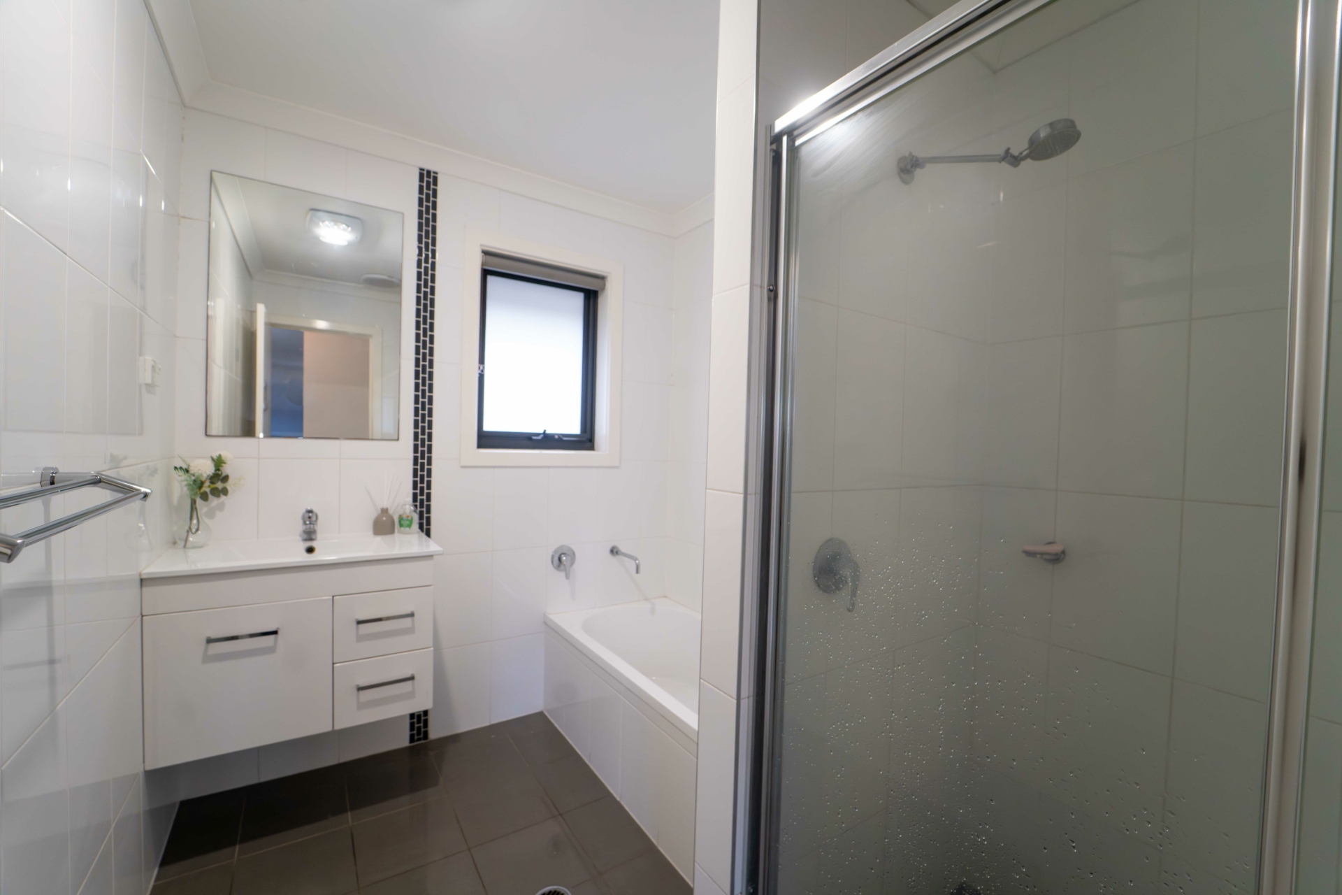 14 Edna Thompson Crescent — photo 11 of 22