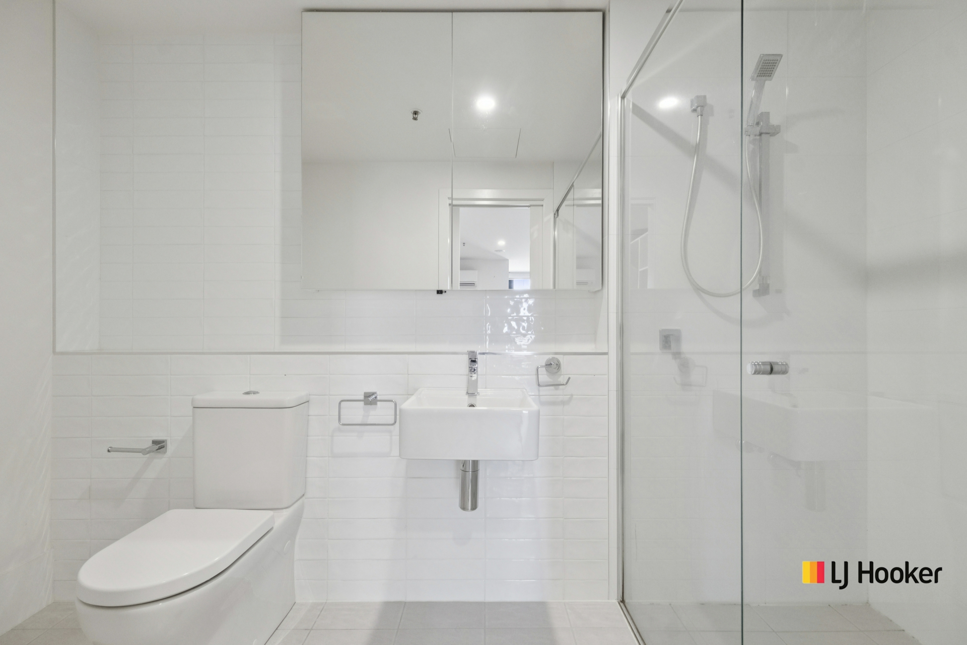 326/1 Anthony Rolfe Avenue — photo 9 of 20