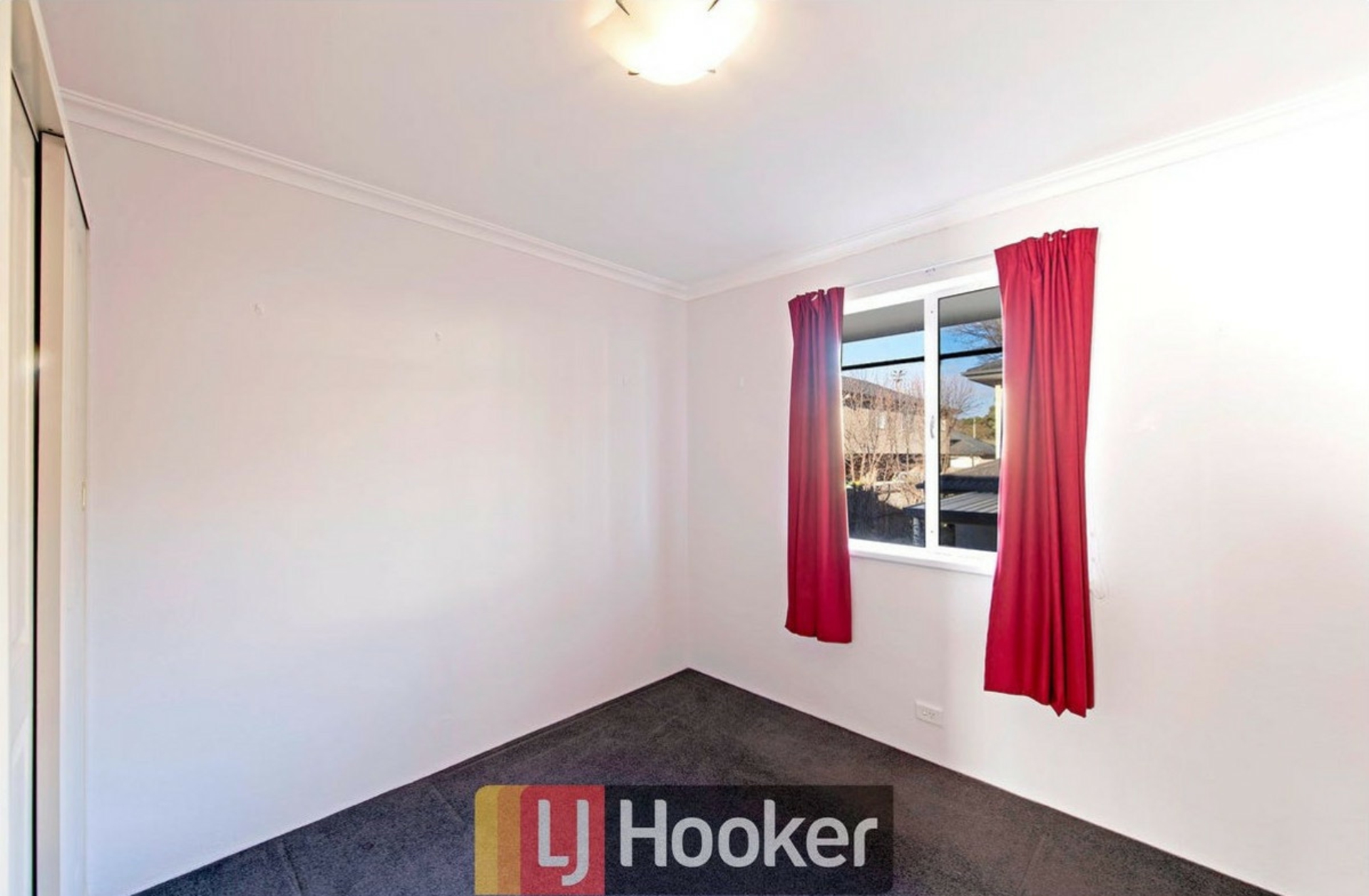 24/22 Mowatt Street — photo 4 of 7