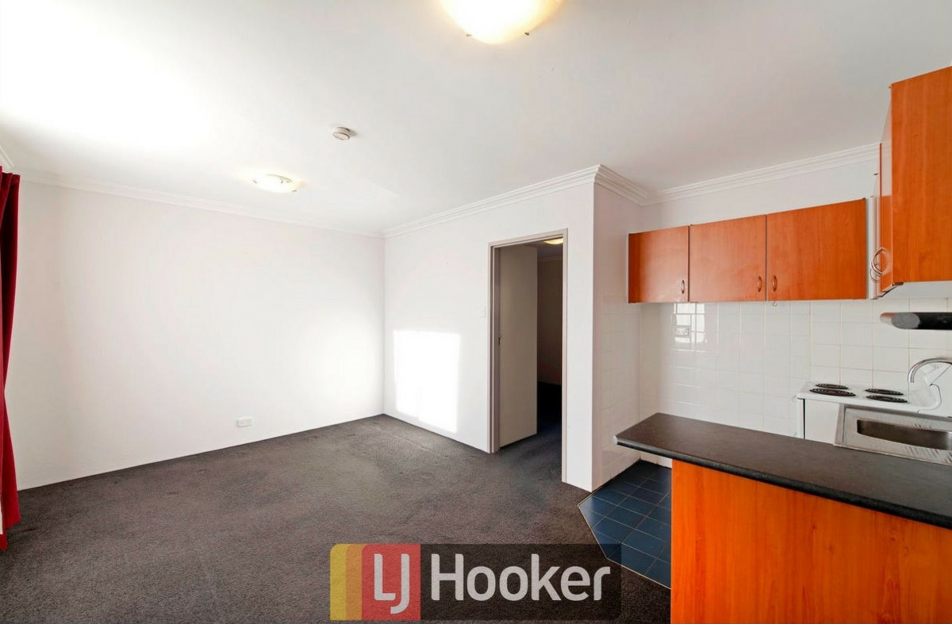 24/22 Mowatt Street — photo 5 of 7