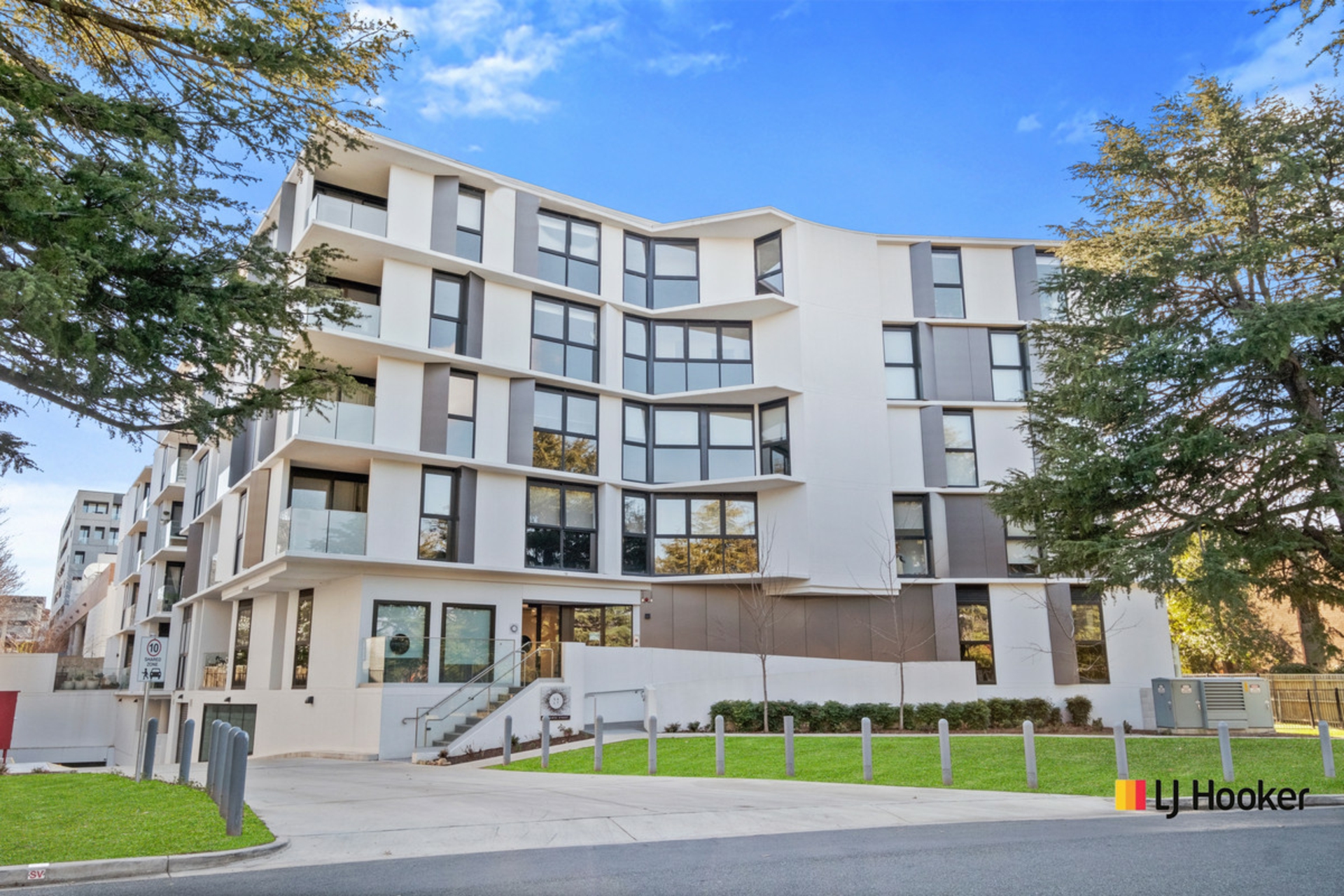 61/29 Dawes Street — photo from LJ Hooker Gungahlin
