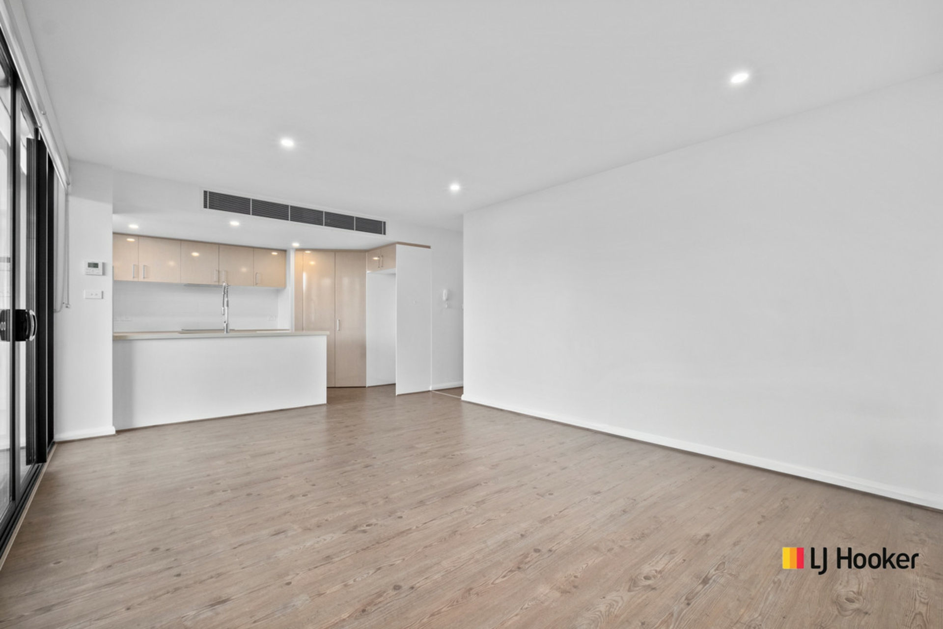 61/29 Dawes Street — photo 3 of 15