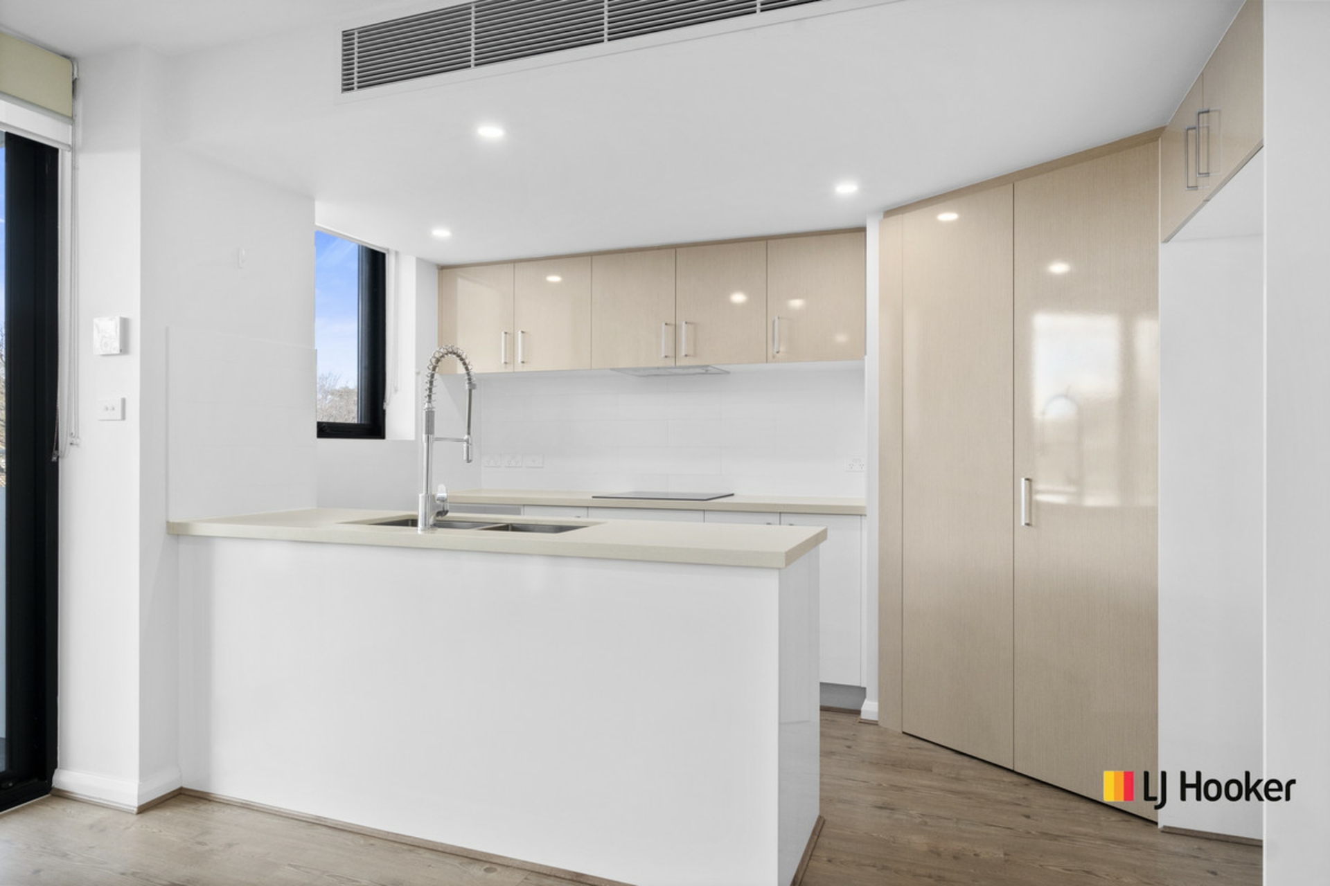 61/29 Dawes Street — photo 5 of 15