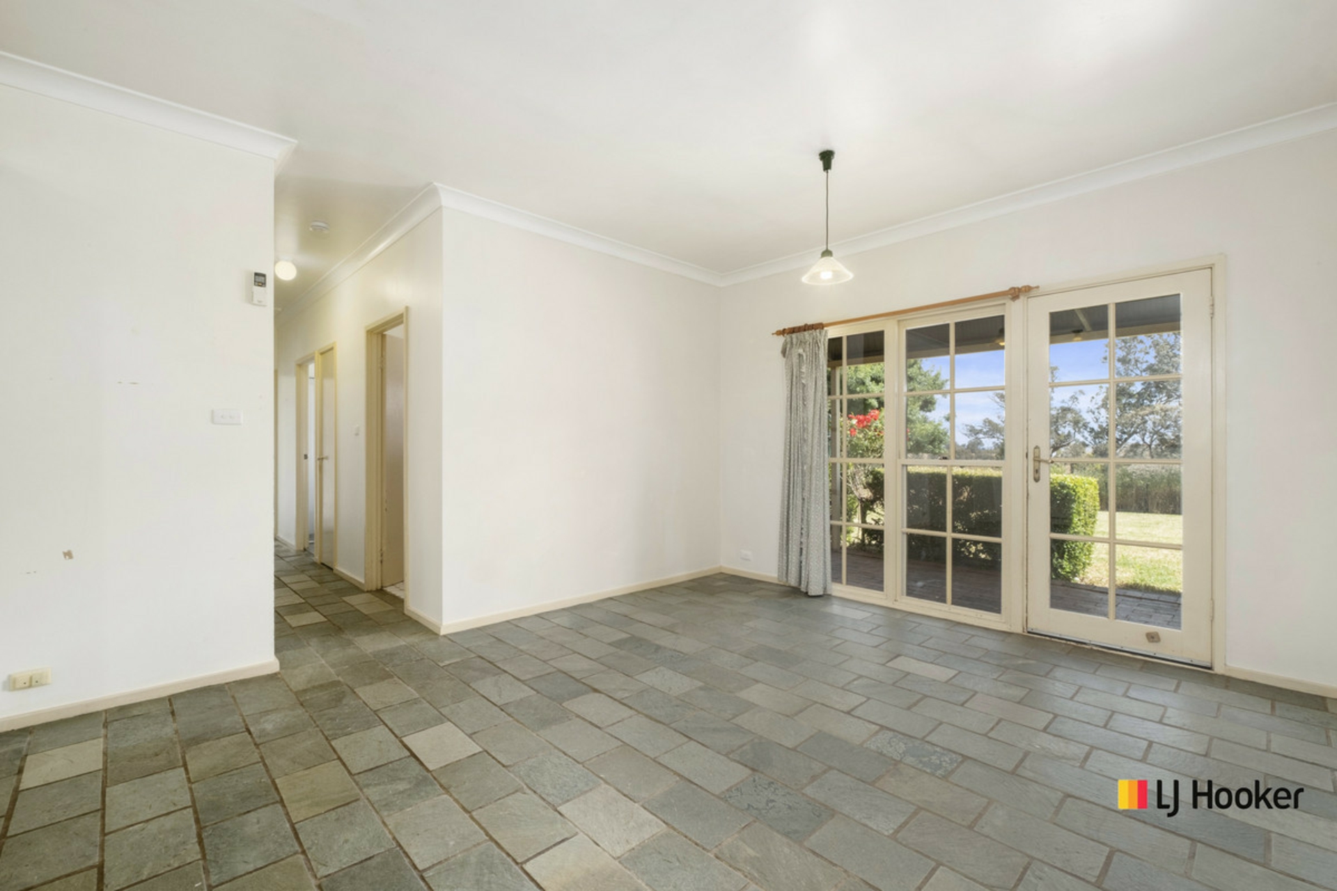 14 Merriman Place — photo 5 of 14