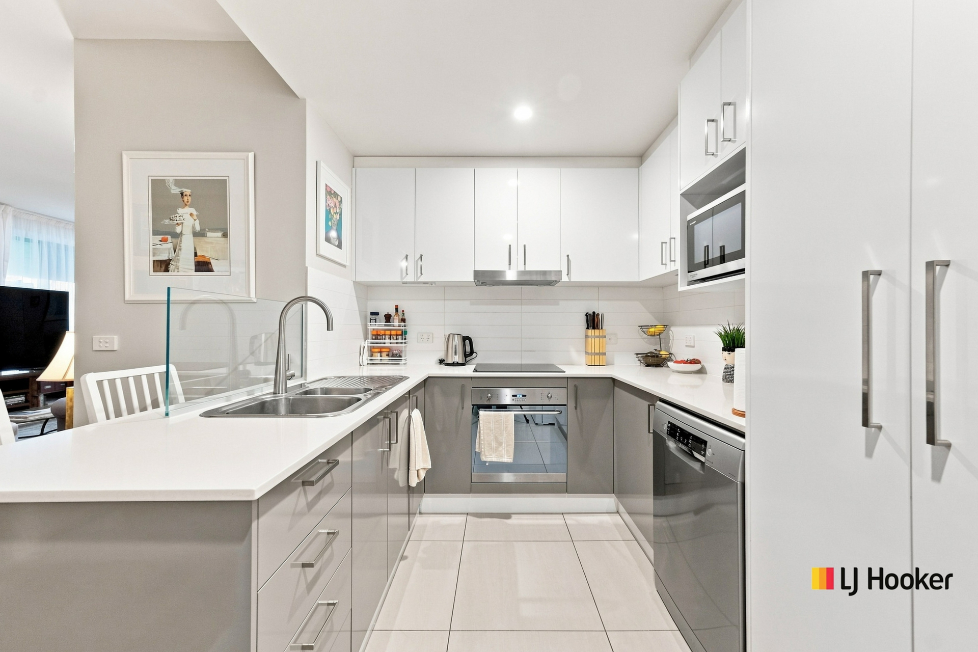 69/227 Flemington Road — photo 8 of 18