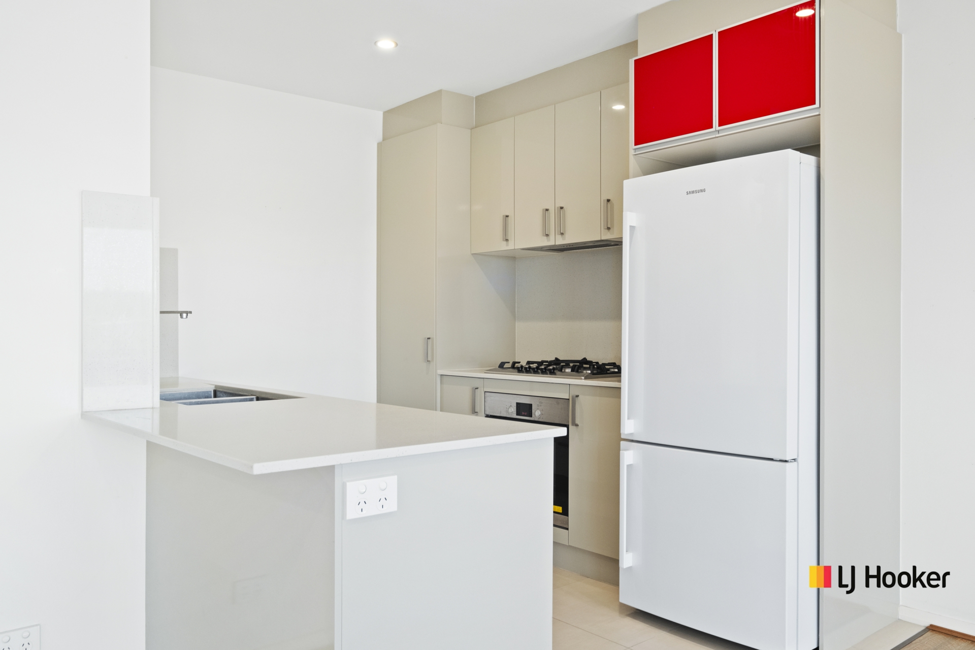 28/281 Flemington Road — photo 6 of 13