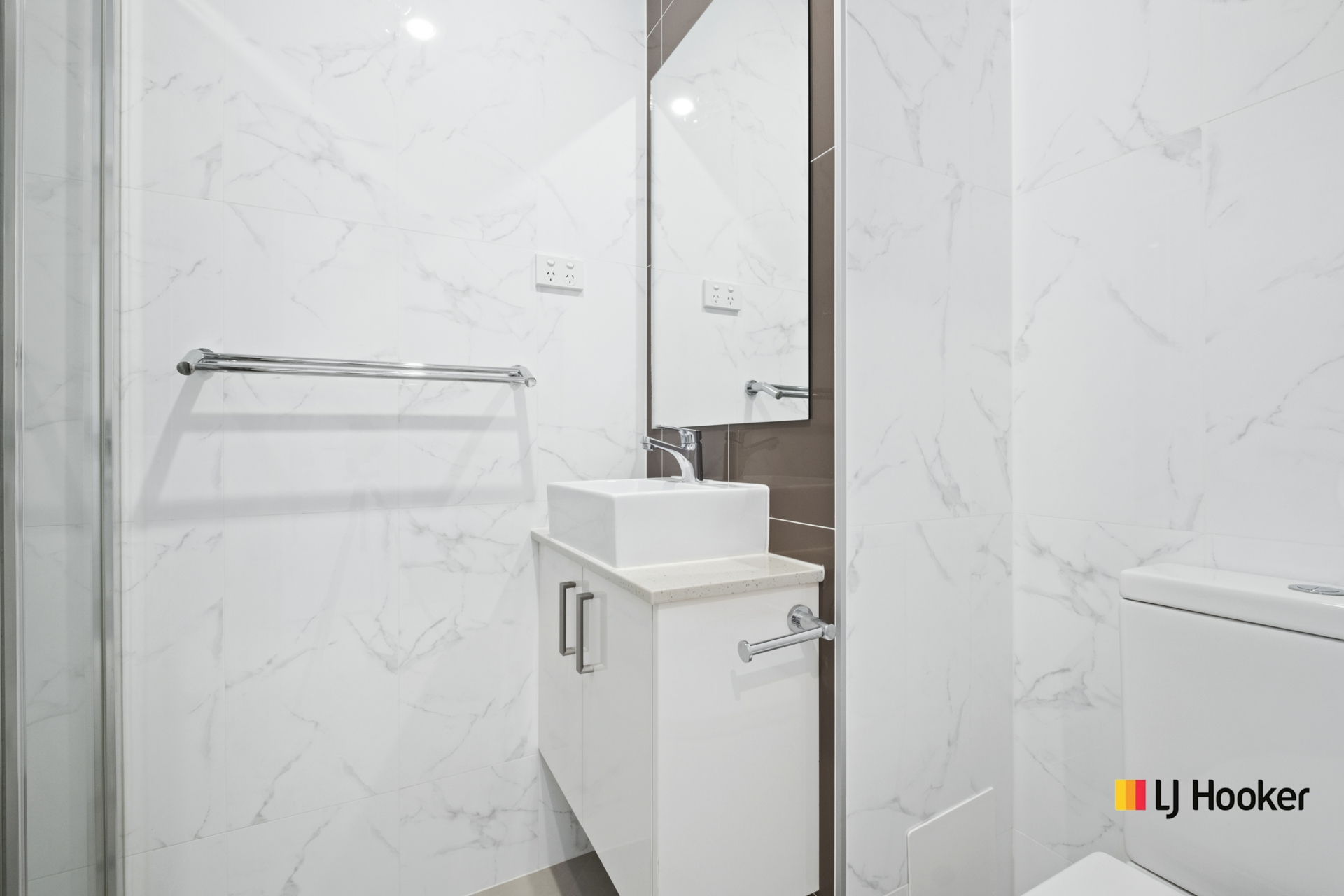 28/281 Flemington Road — photo 10 of 13