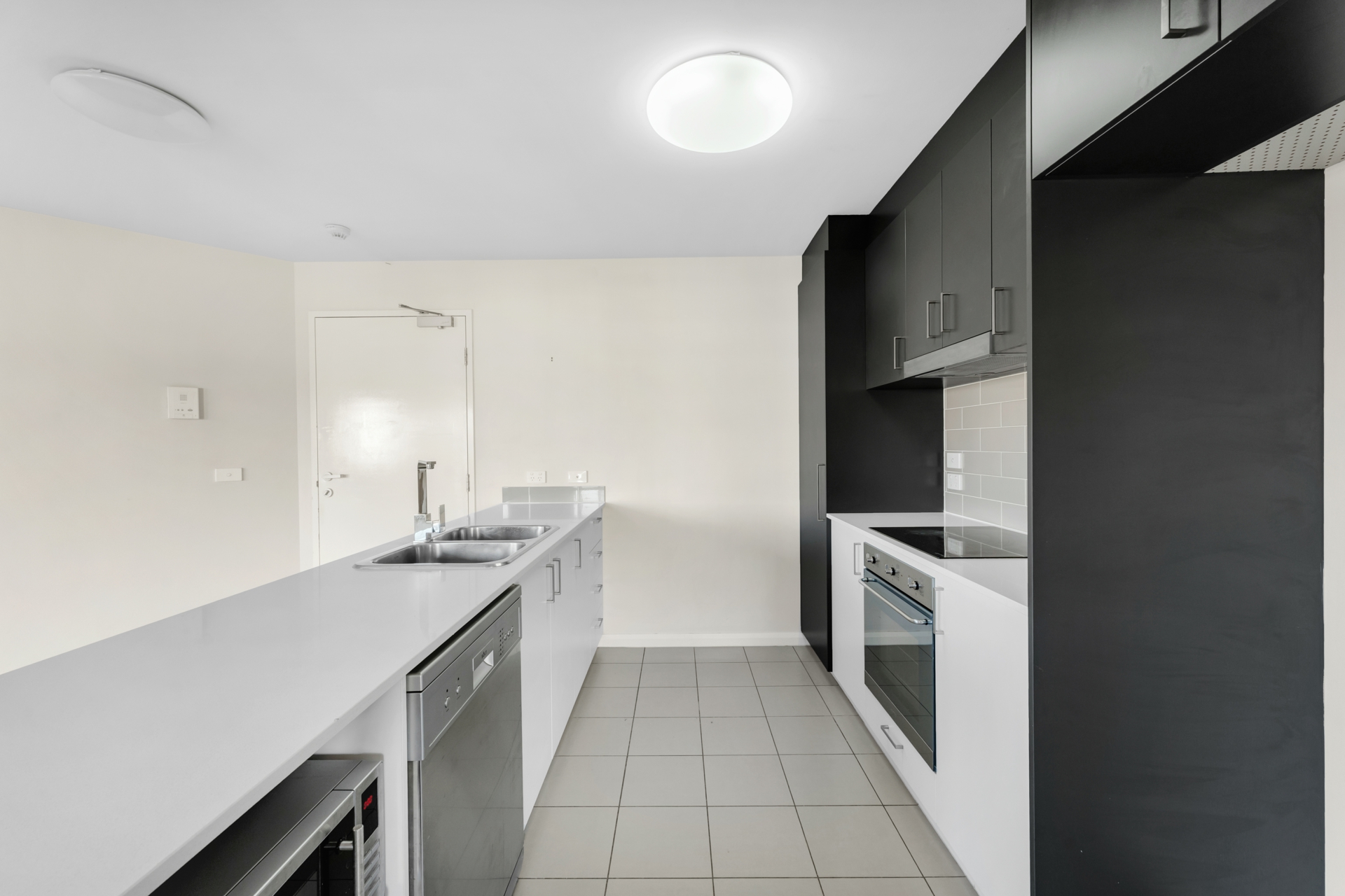 75/51 Nullarbor Avenue — photo 3 of 10