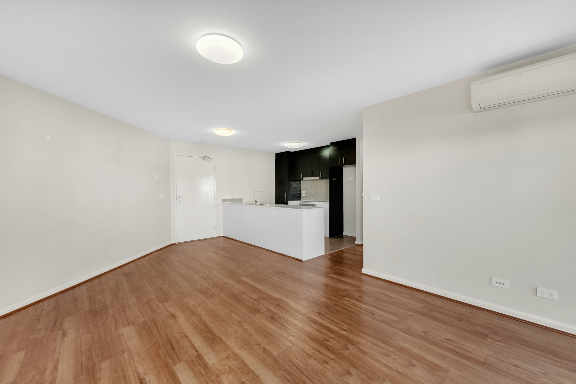 75/51 Nullarbor Avenue — photo 9 of 10