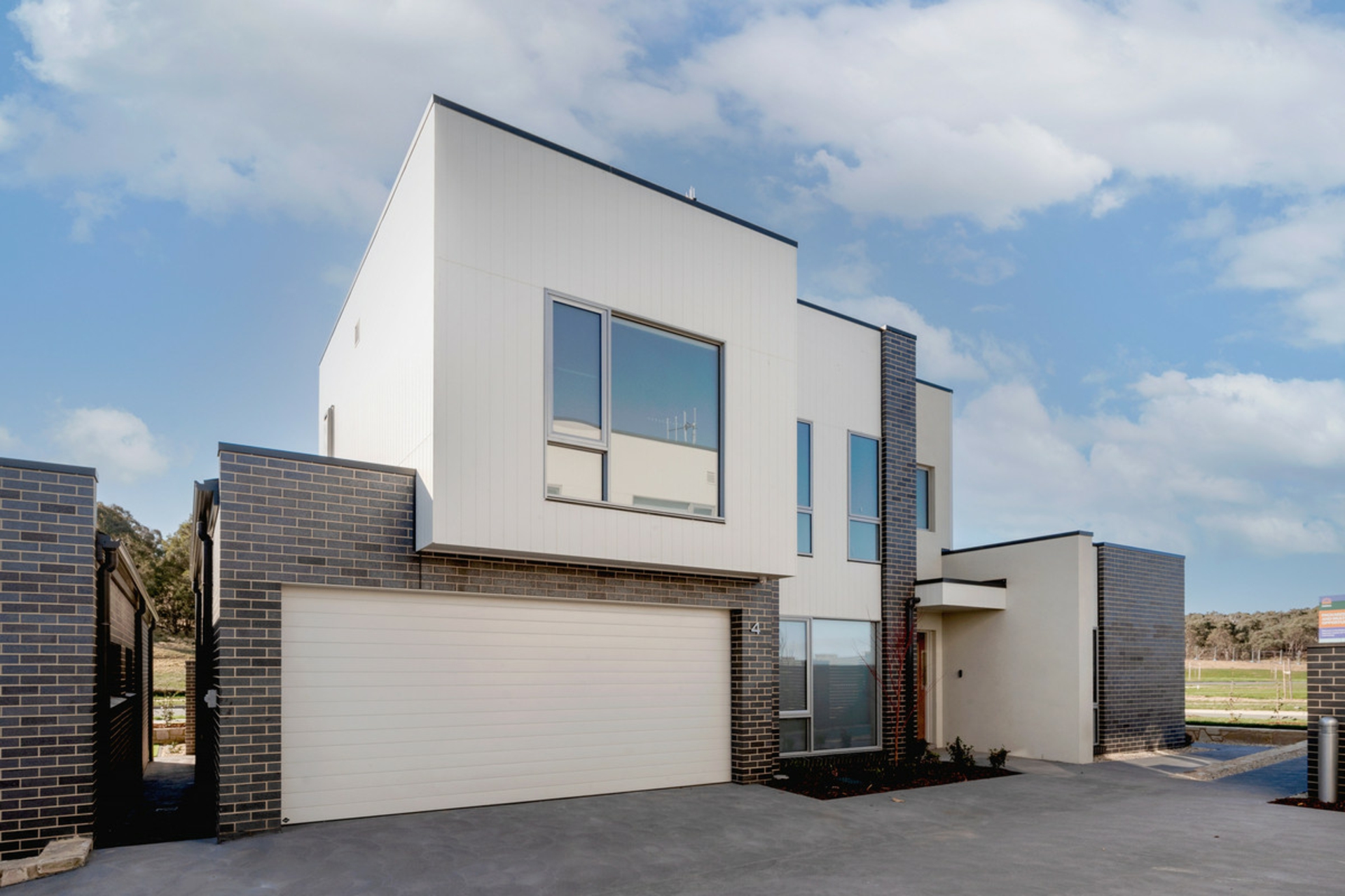 4/3 Koch Street — photo from LJ Hooker Gungahlin