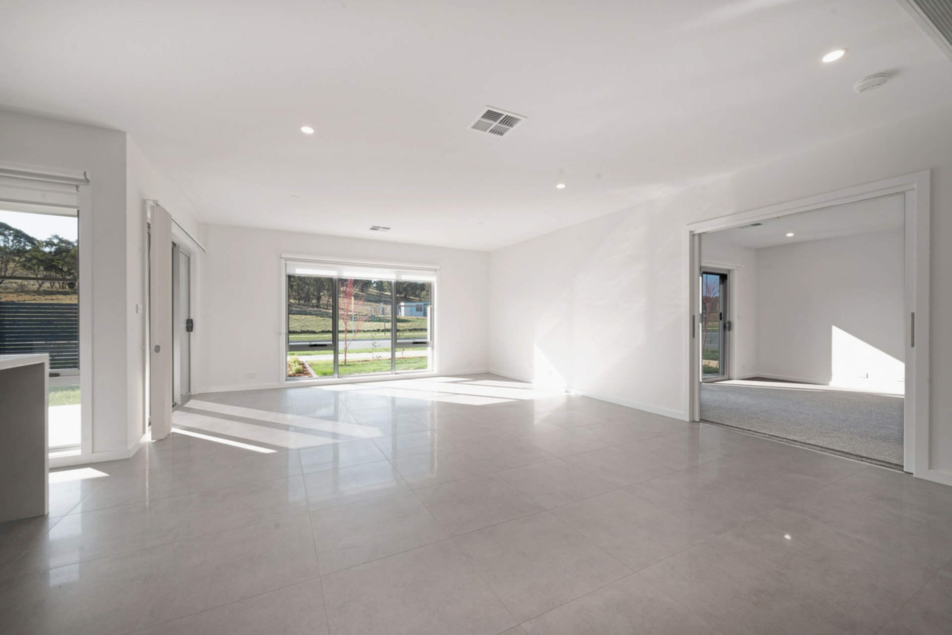 4/3 Koch Street — photo 3 of 16