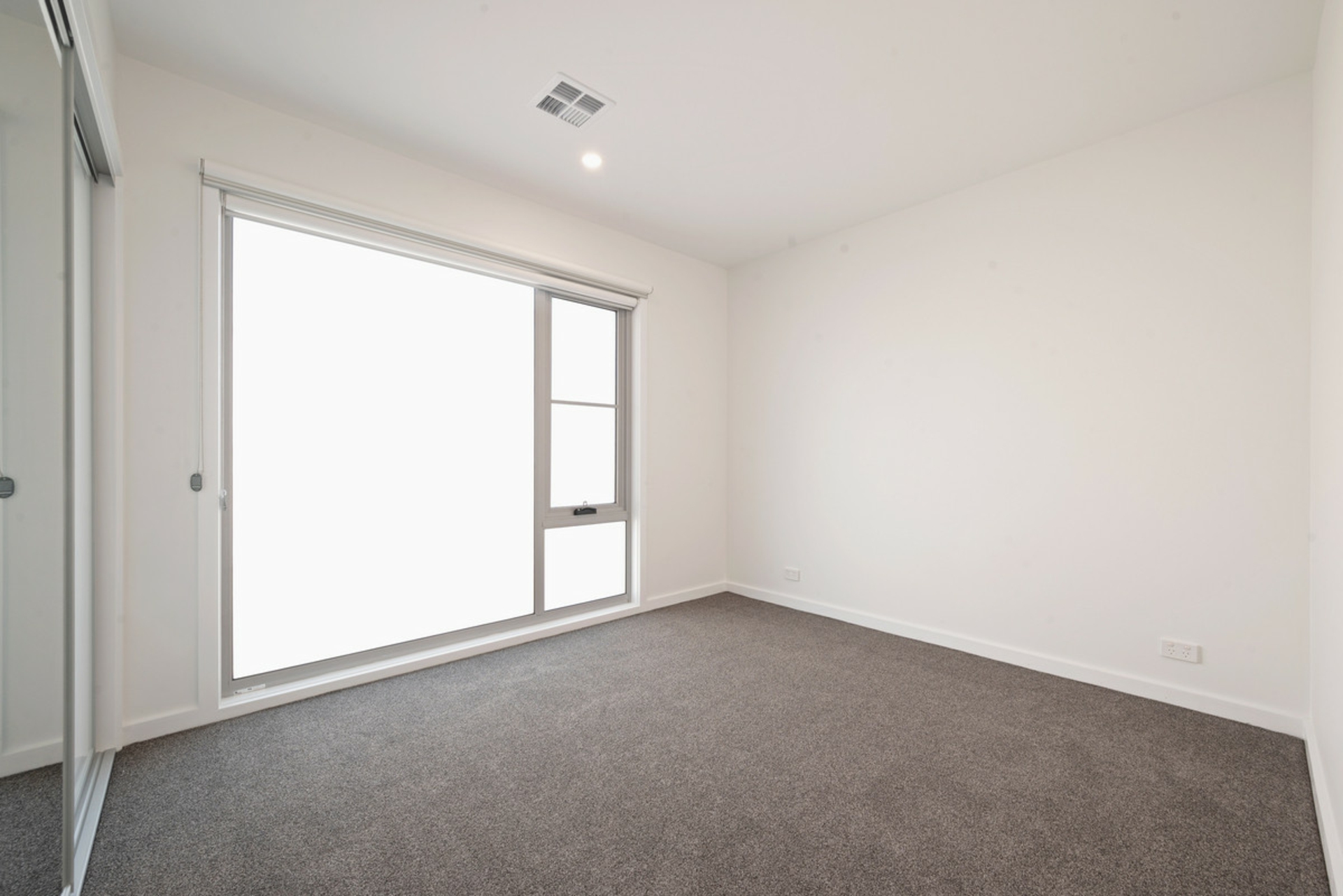 4/3 Koch Street — photo 12 of 16