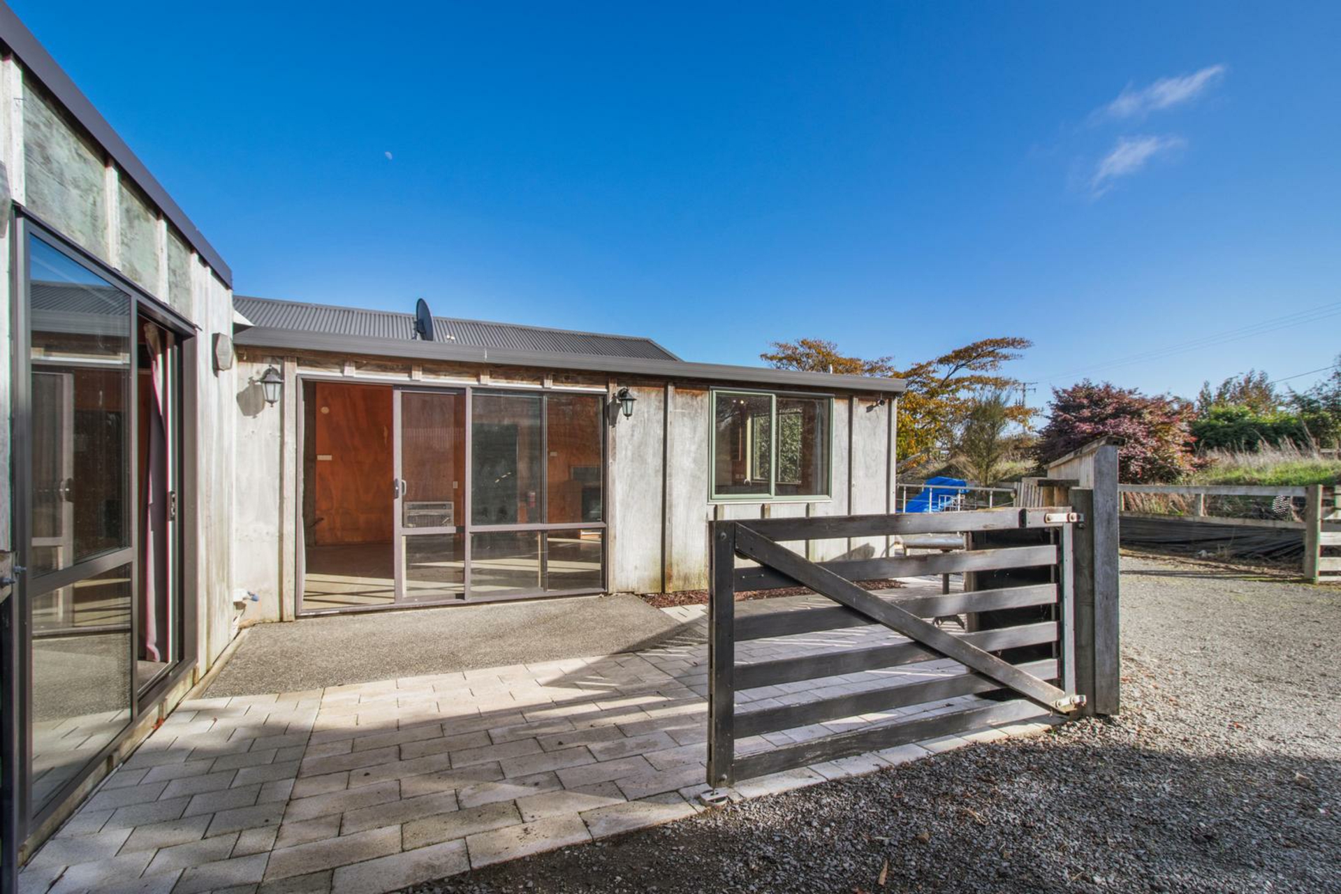 12 Tirohanga Road, CAMBRIDGE