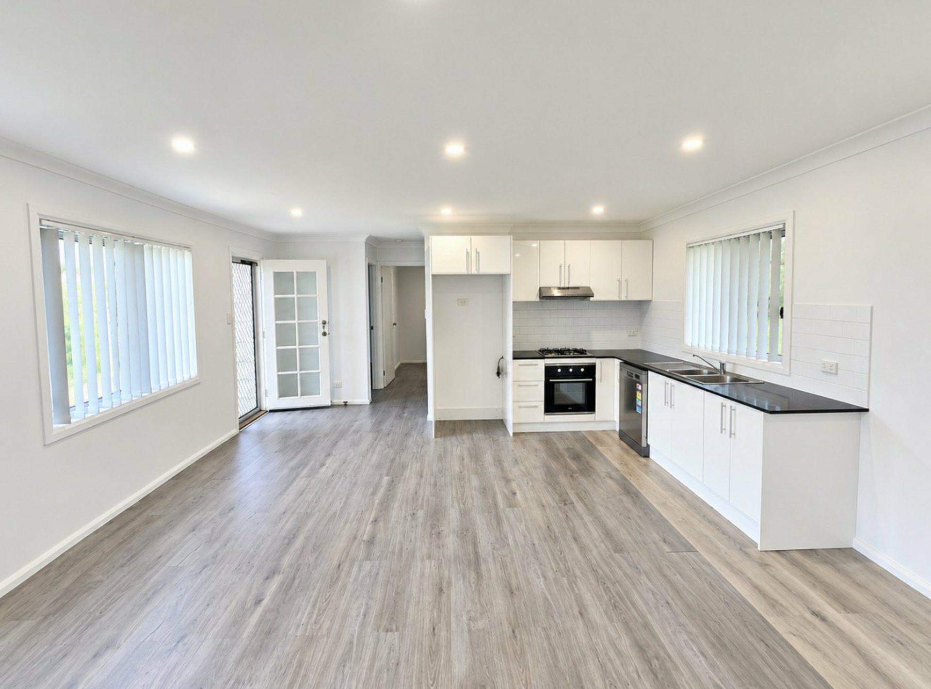27A Hall Street — photo 3 of 6