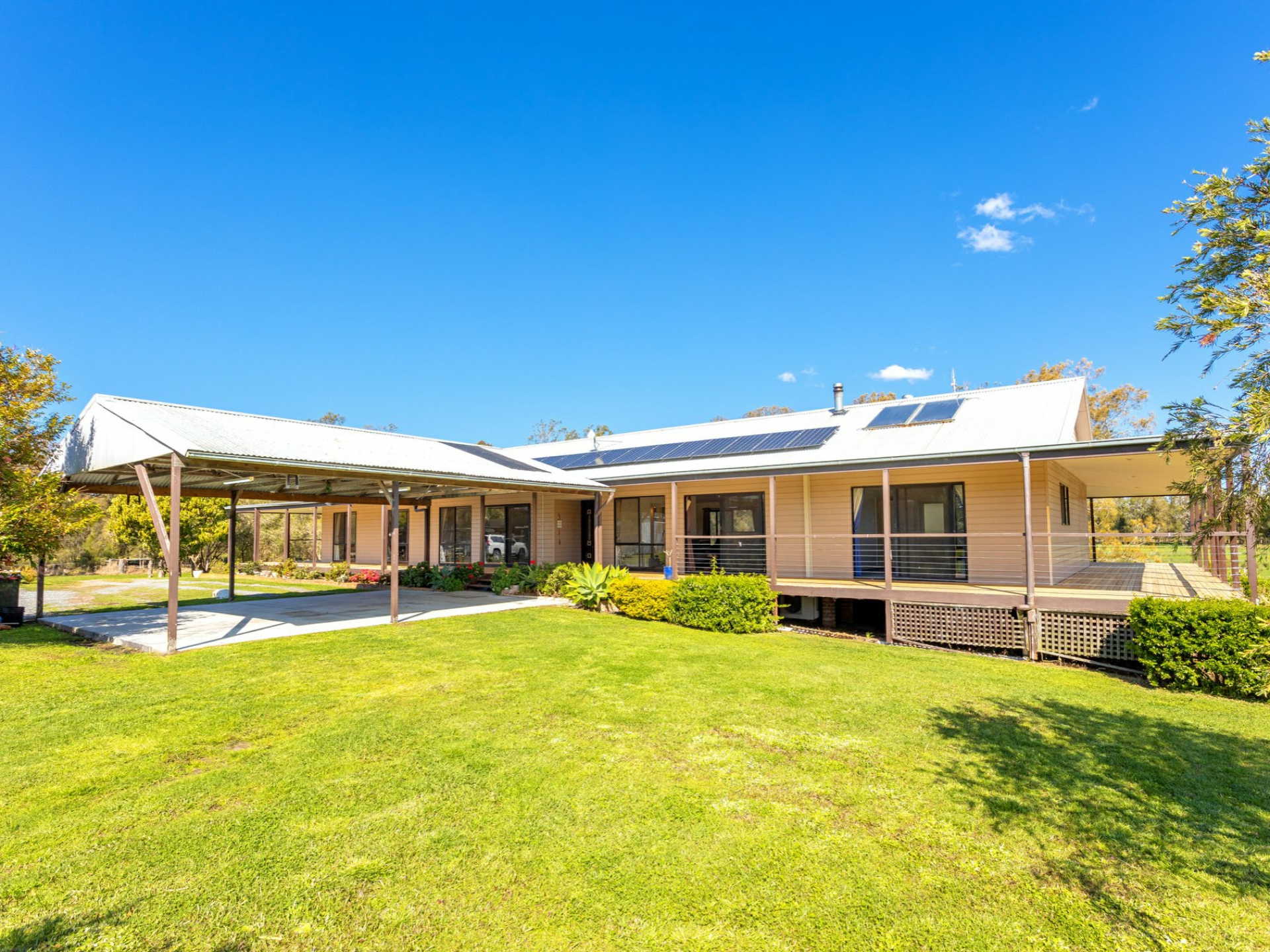 810 Manning Point Road Oxley Island NSW Property Details LJ Hooker