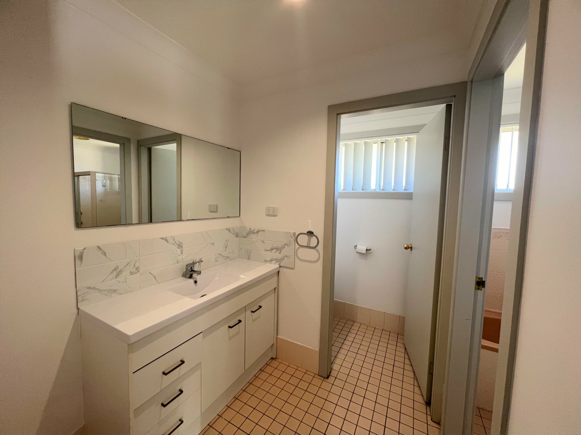 Unit 2/2 Laurina Close, OLD BAR