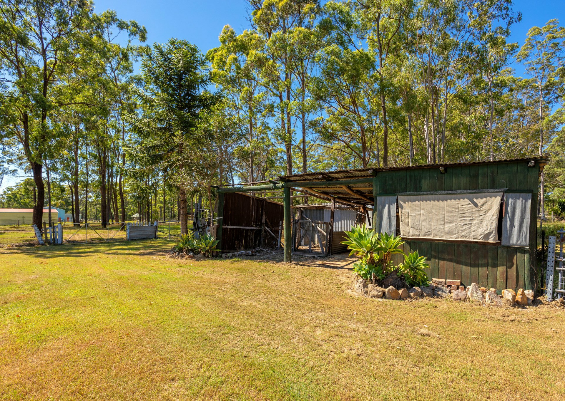 882 Old Bar Road, OLD BAR