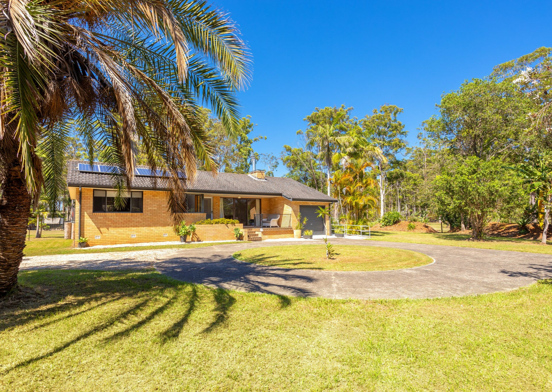 882 Old Bar Road, OLD BAR