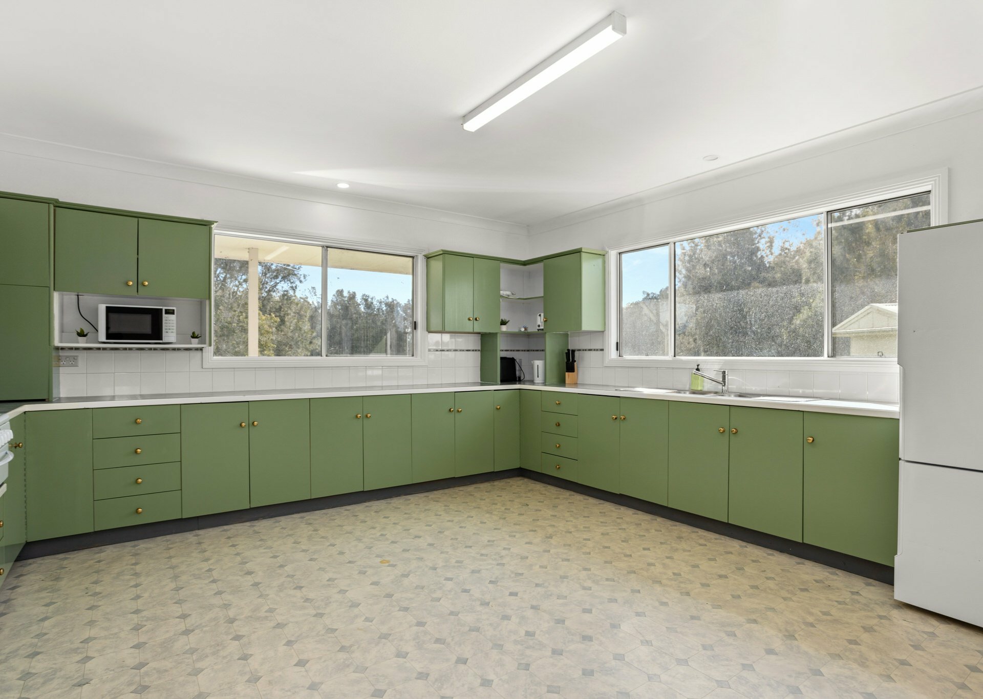 169 Cowans Lane, OXLEY ISLAND
