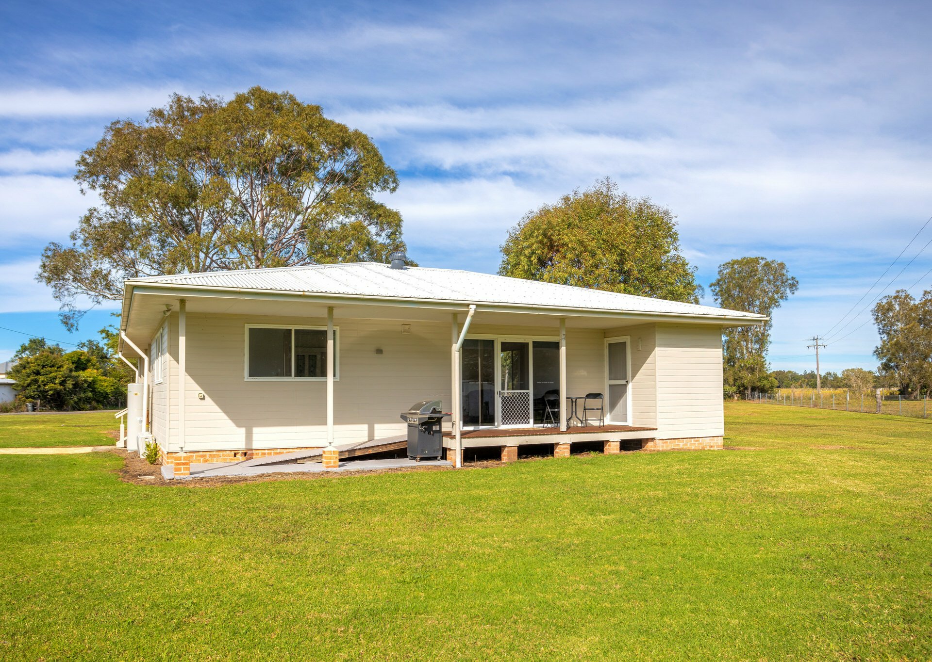 169 Cowans Lane, OXLEY ISLAND
