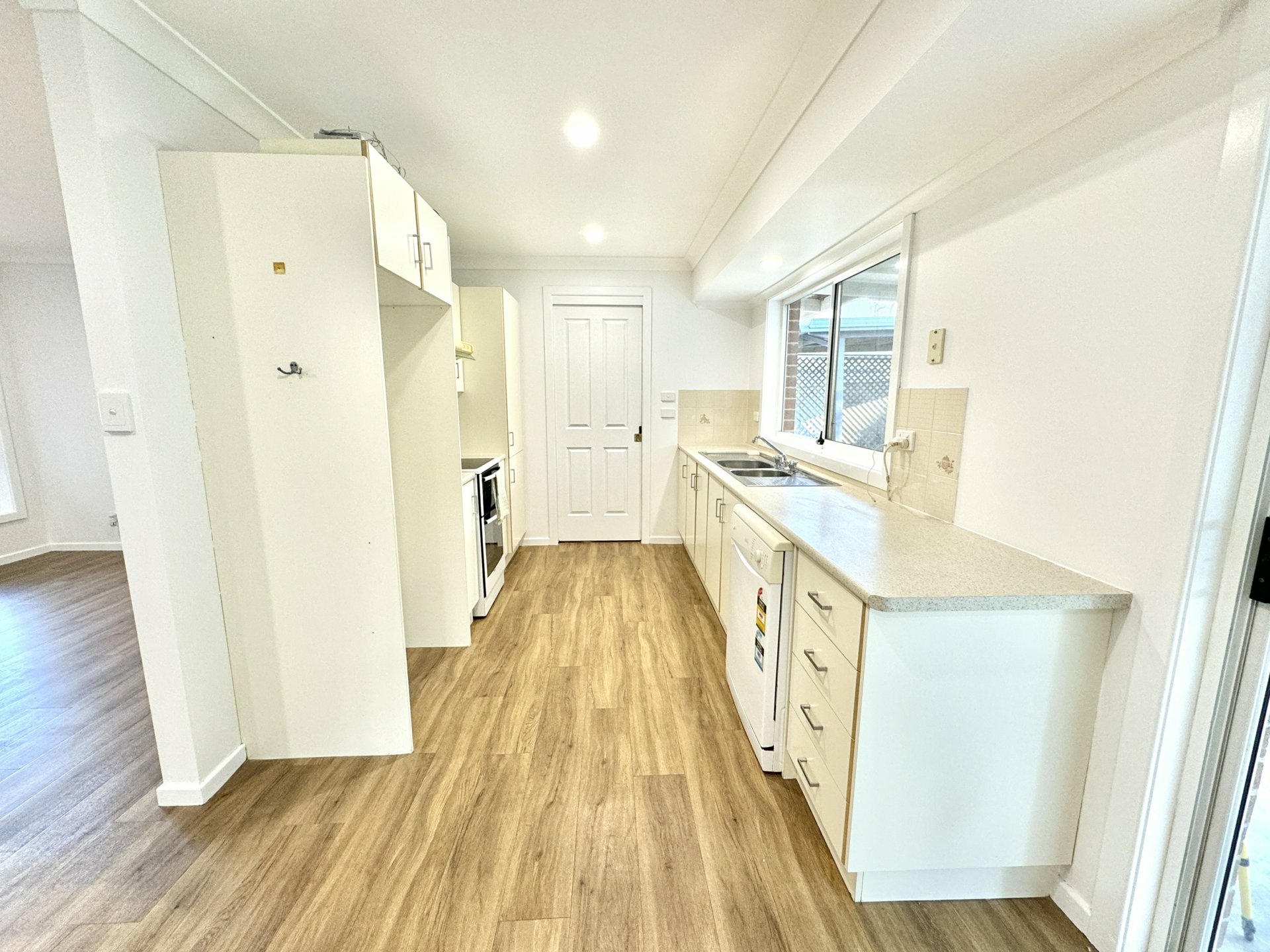 107 Waterman Street — photo 4 of 10