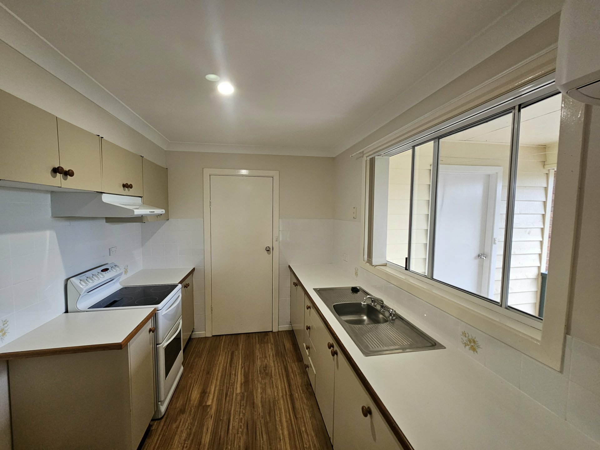 1/7 Wyden Street, OLD BAR