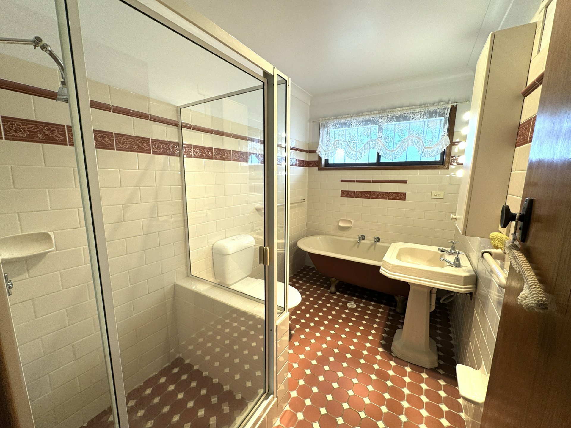 142 Wingham Road — photo 7 of 17