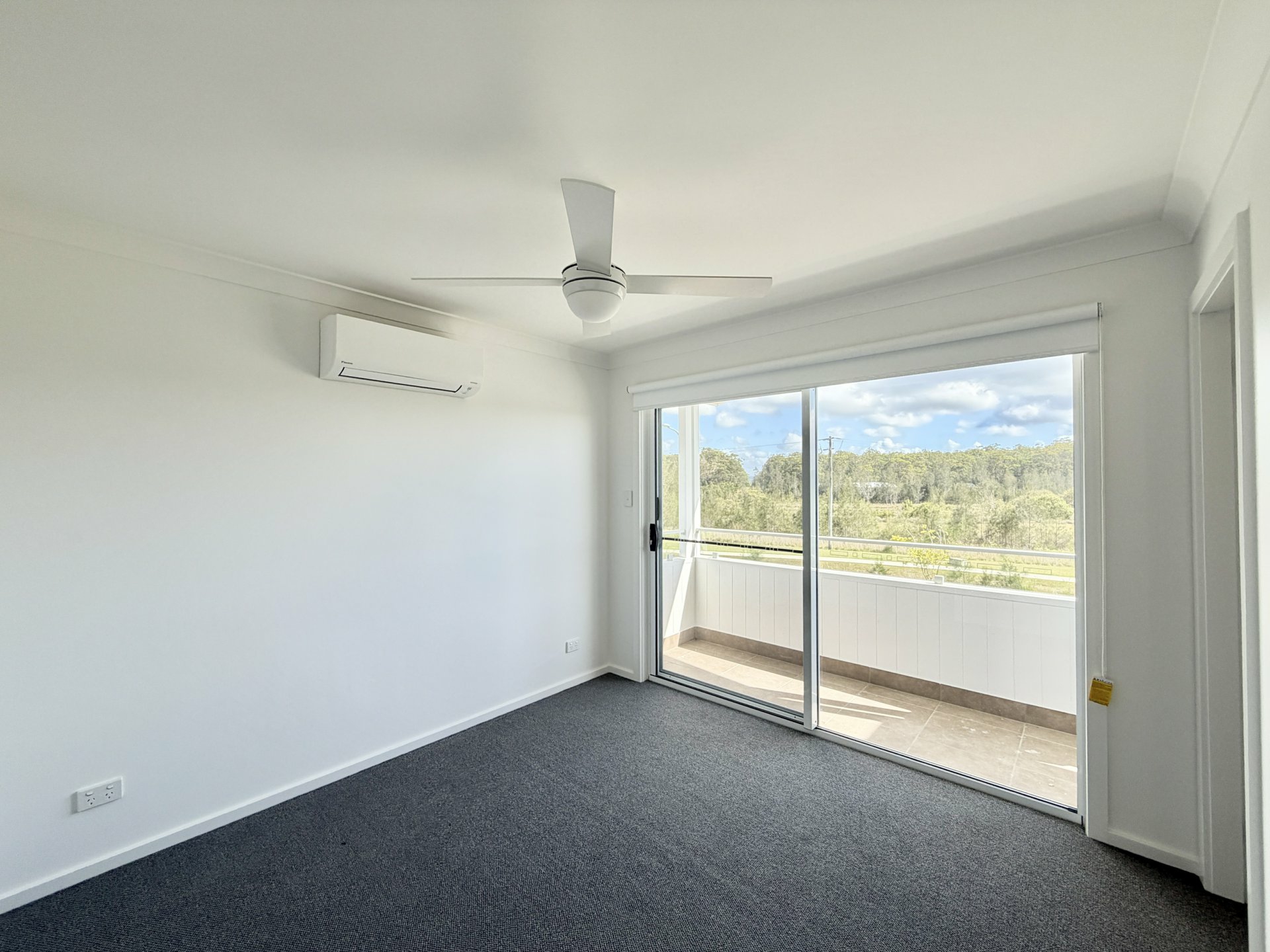 Unit 1/6 Moonagee Crescent — photo 7 of 21