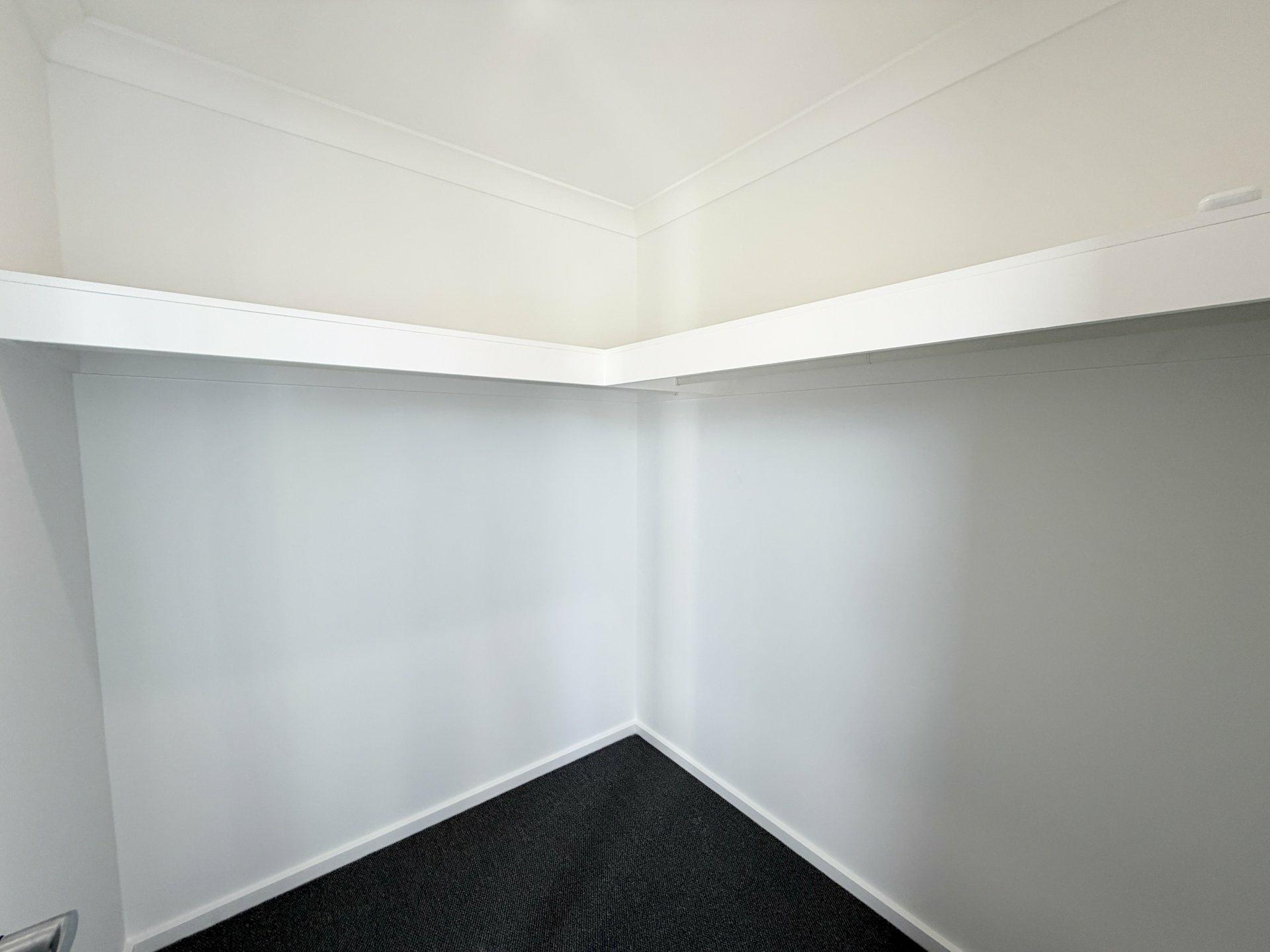 Unit 1/6 Moonagee Crescent — photo 9 of 21