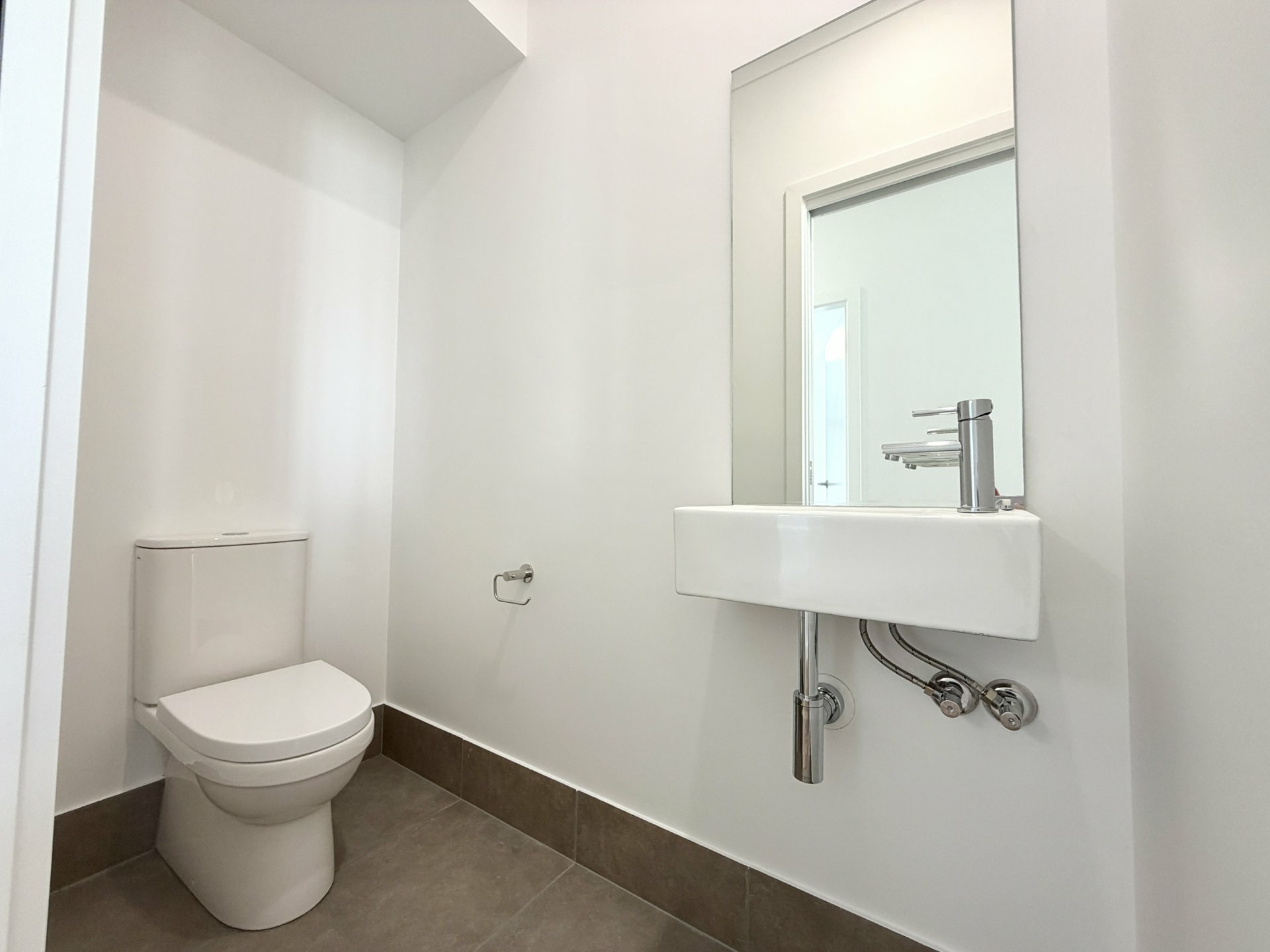 Unit 1/6 Moonagee Crescent — photo 18 of 21