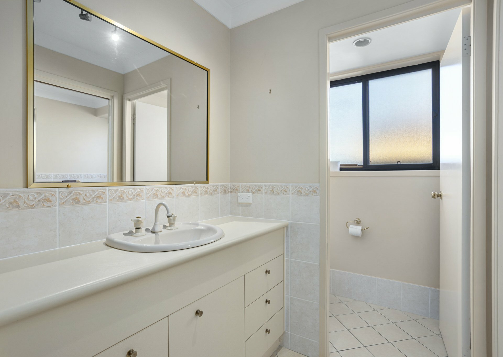 19 Bluehaven Drive — photo 13 of 22