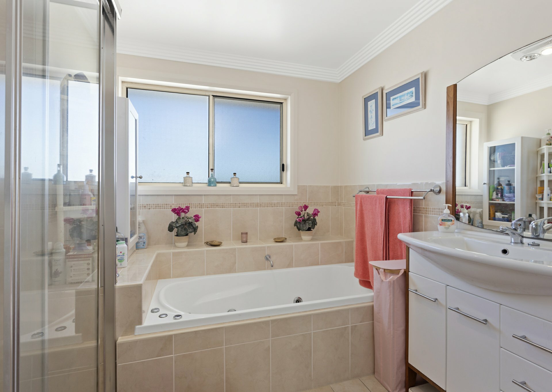 2/34 Mistral Place — photo 12 of 19