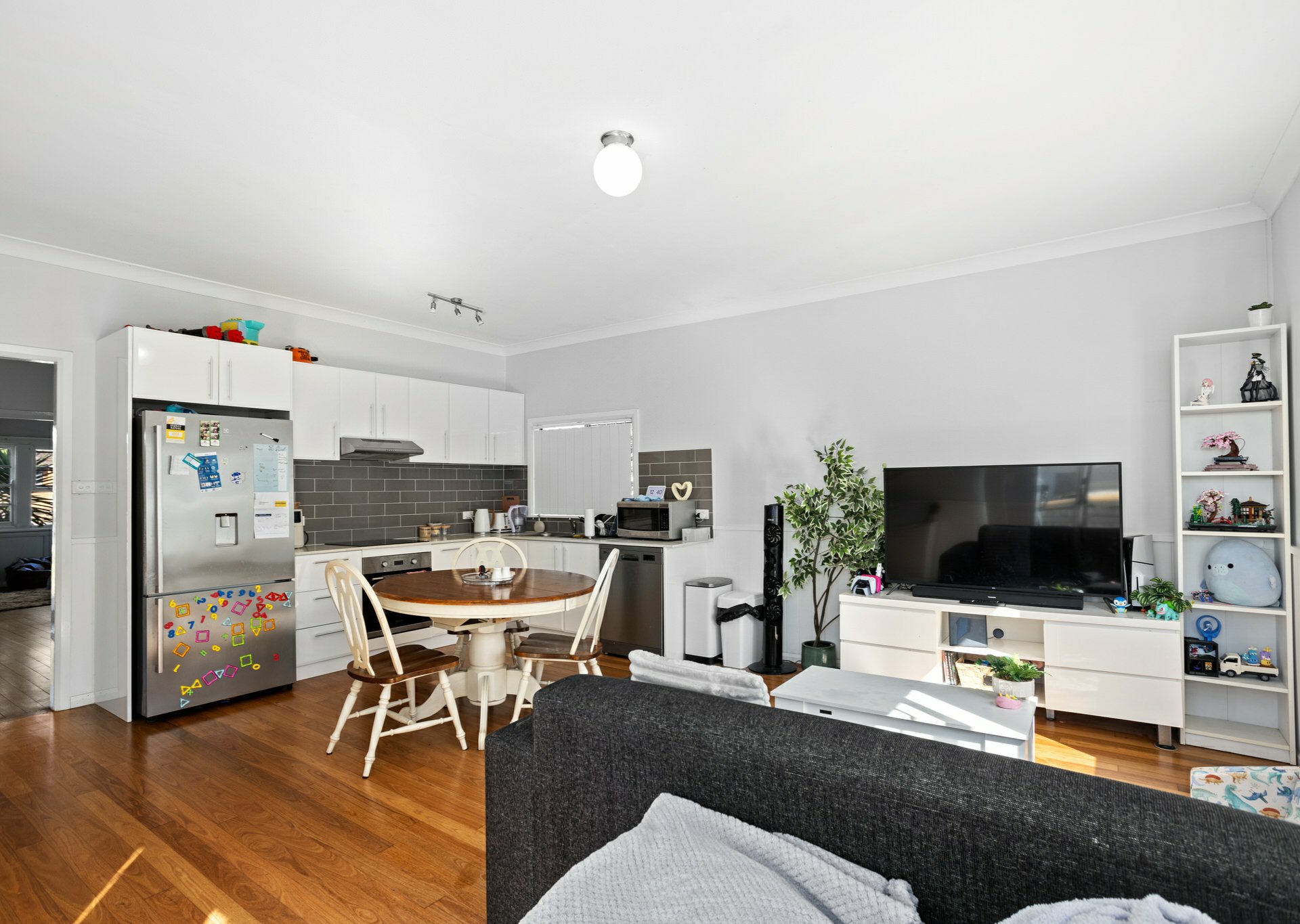 27 Hall Street — photo 4 of 19