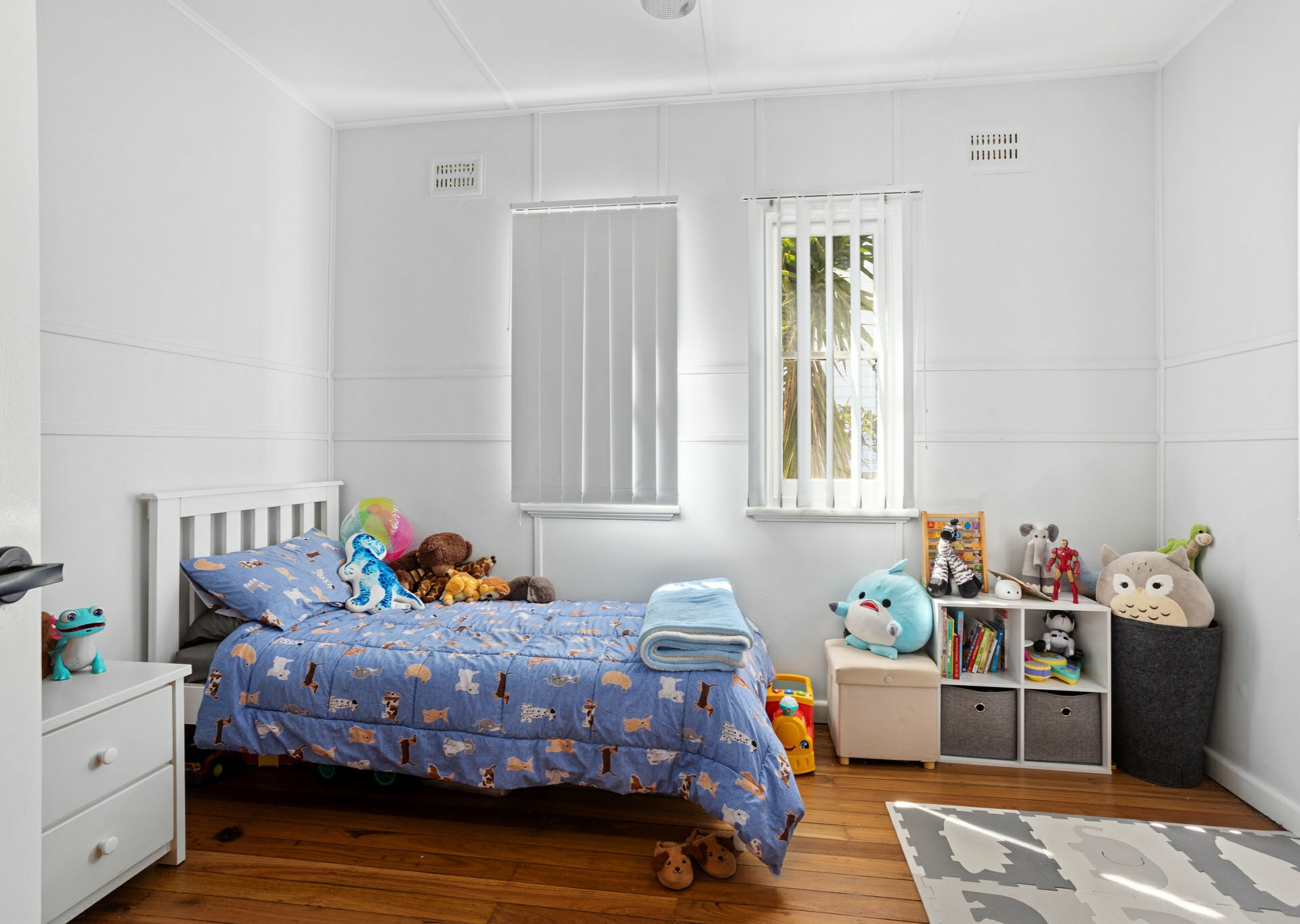 27 Hall Street — photo 9 of 19