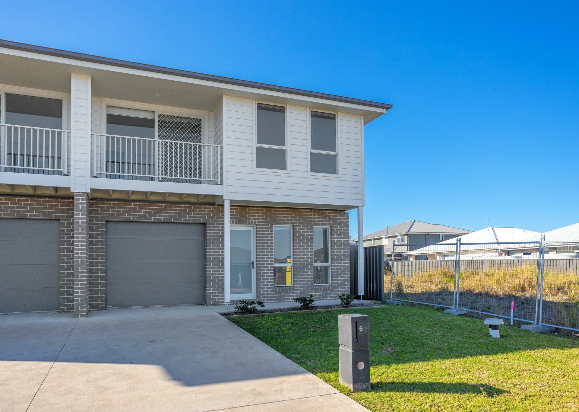 1/6 Fleetwood Street — photo 10 of 13