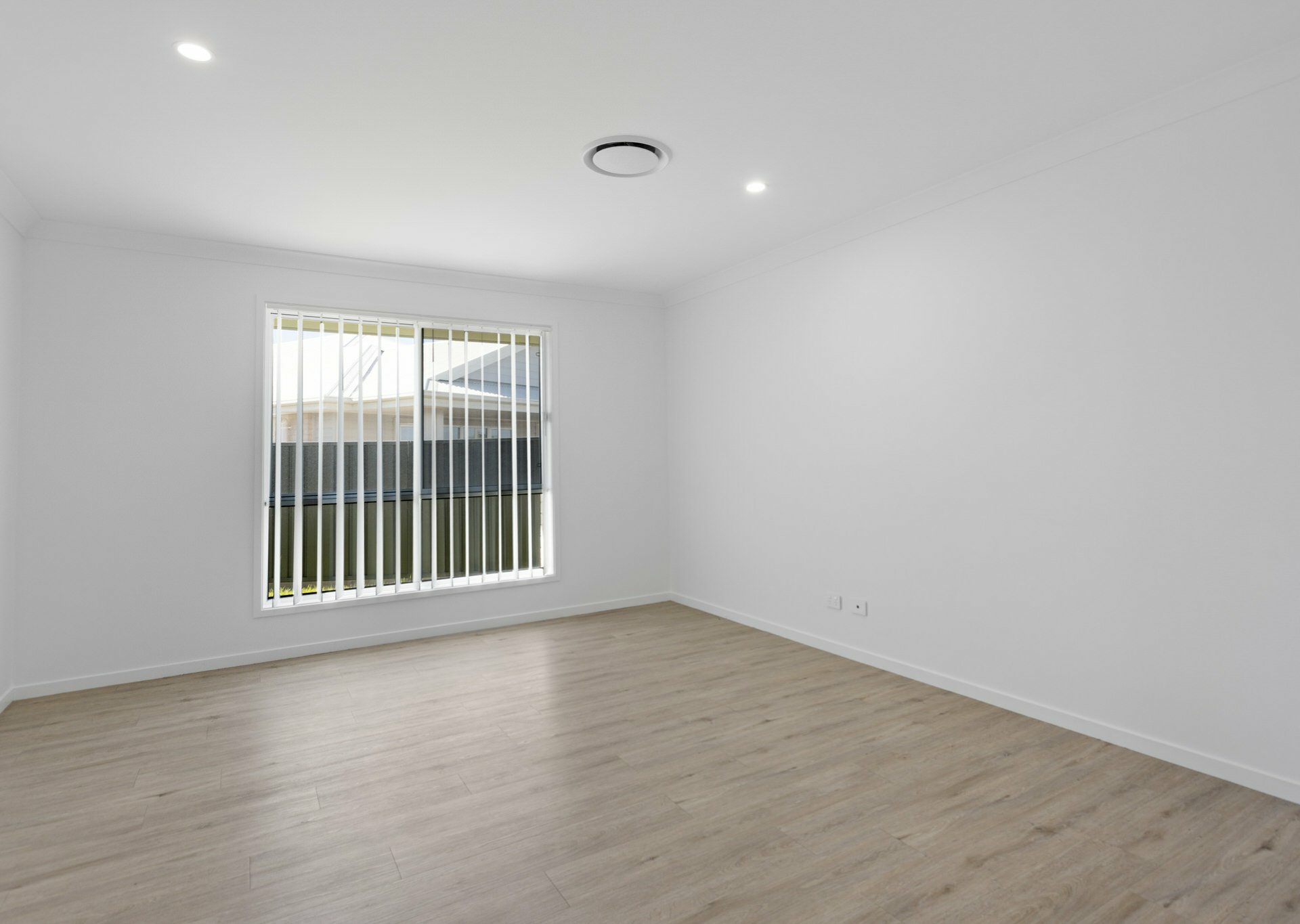 5 Surf Close — photo 10 of 23