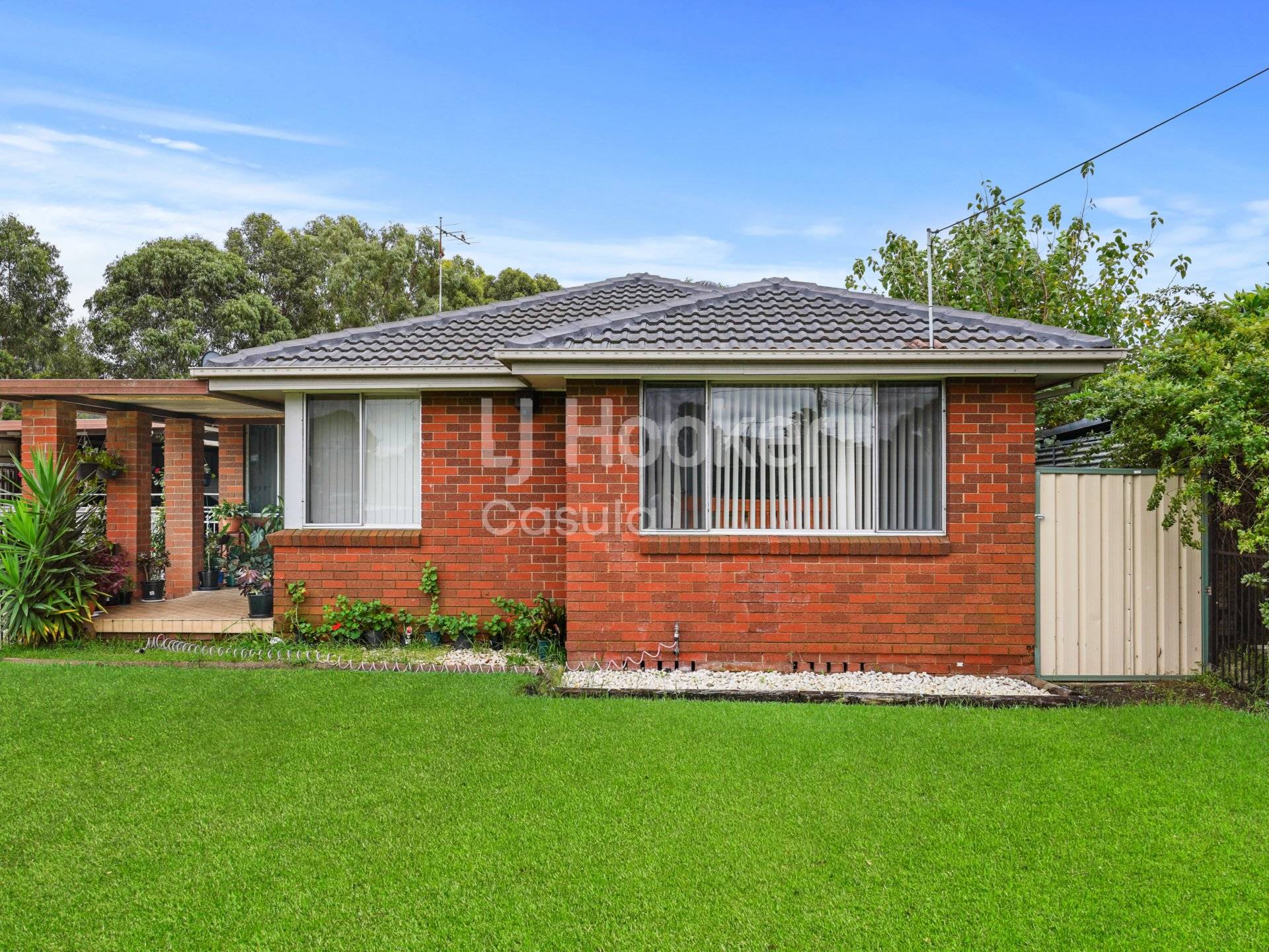 4 Hakea Close, Casula