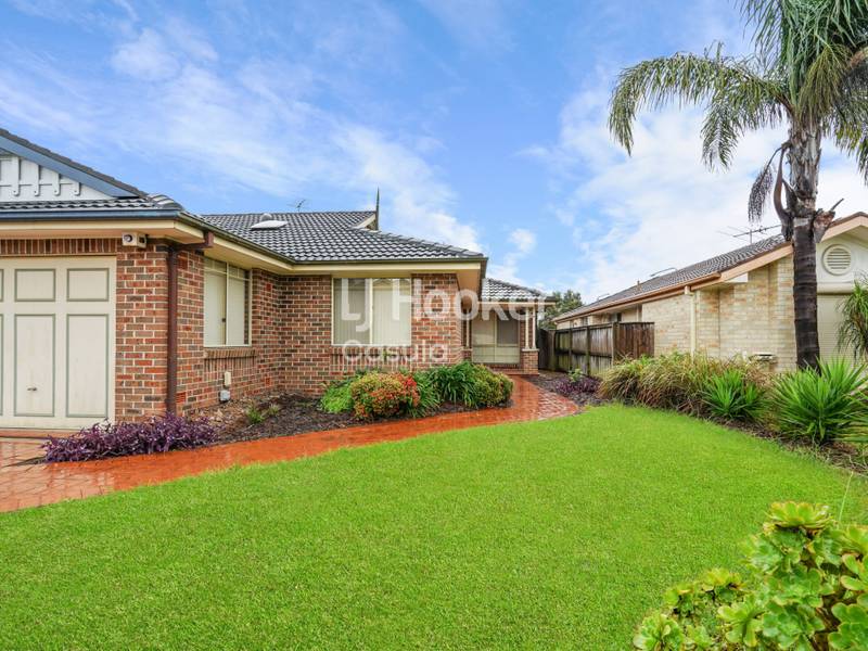 19 Magnolia Close, Casula