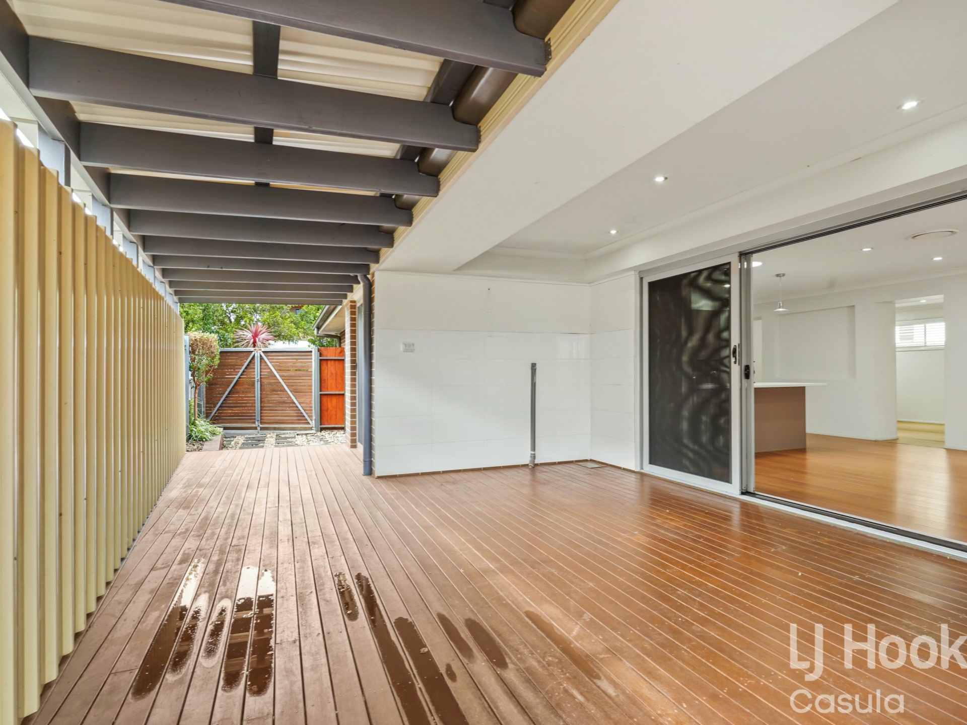 12 Ingleburn Gardens Drive, BARDIA