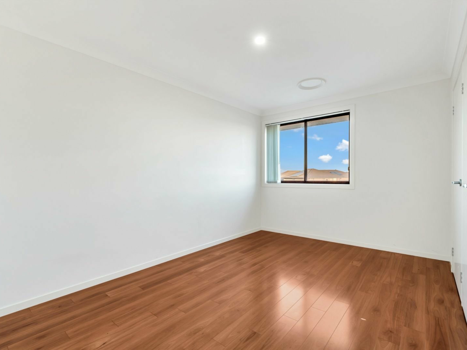 4 Redfern Street, CARNES HILL