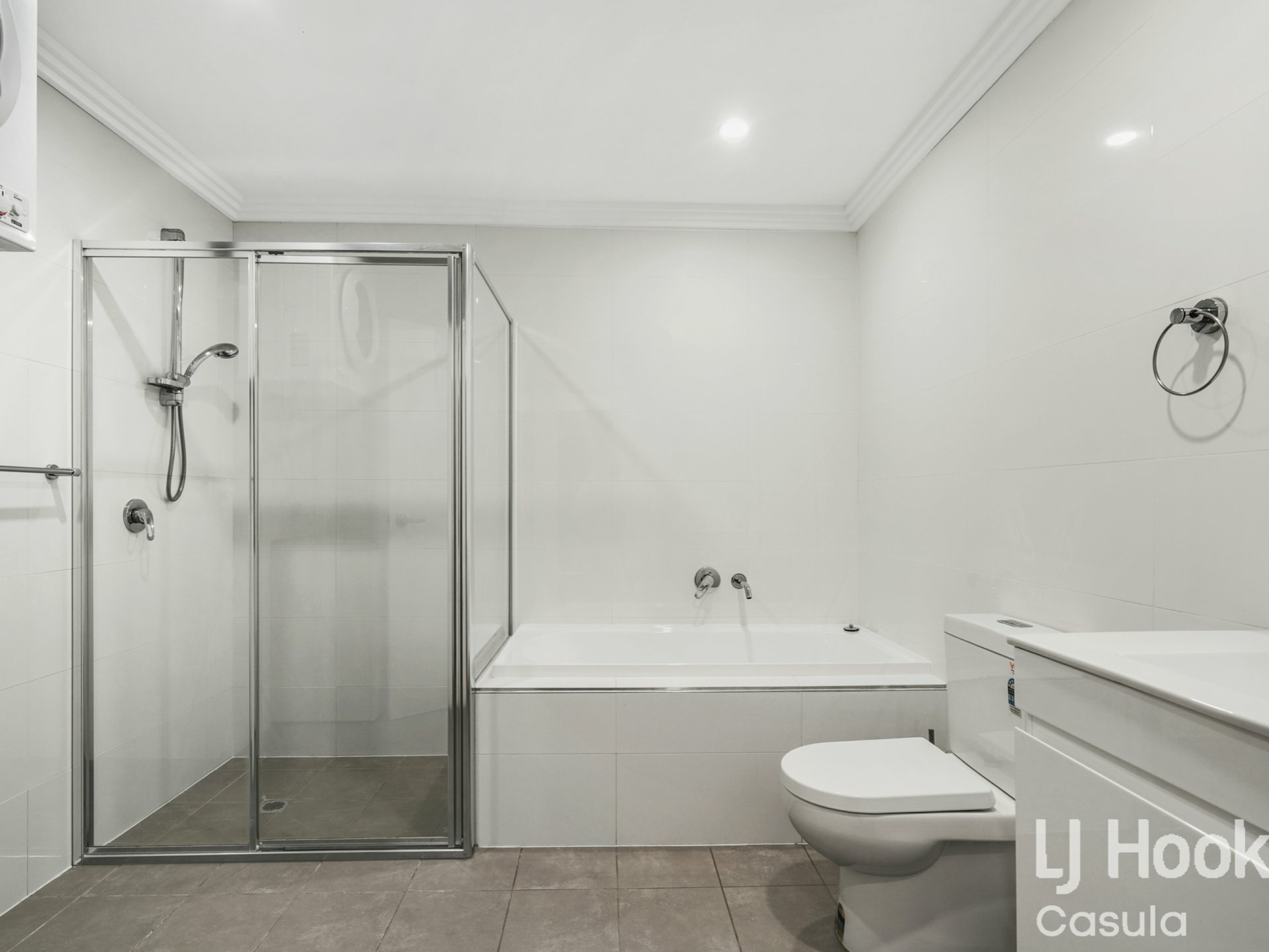 10/23-25 Mayberry Crescent, LIVERPOOL