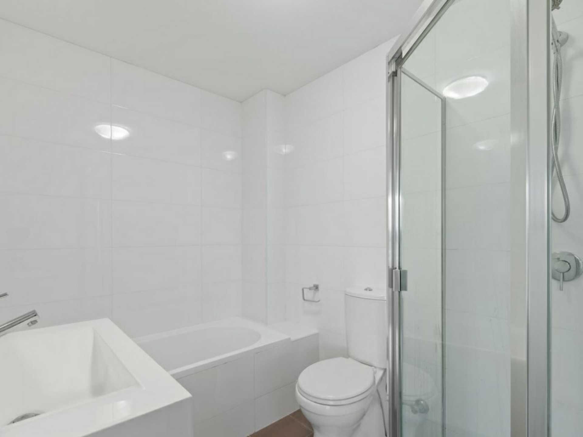 27/2 Kurrajong Road, CASULA